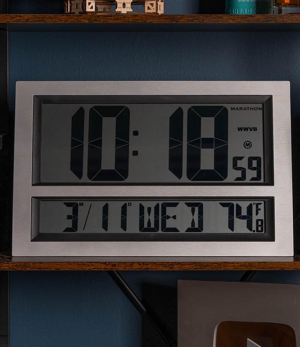 Marathon Jumbo Self-Setting Wall Clock