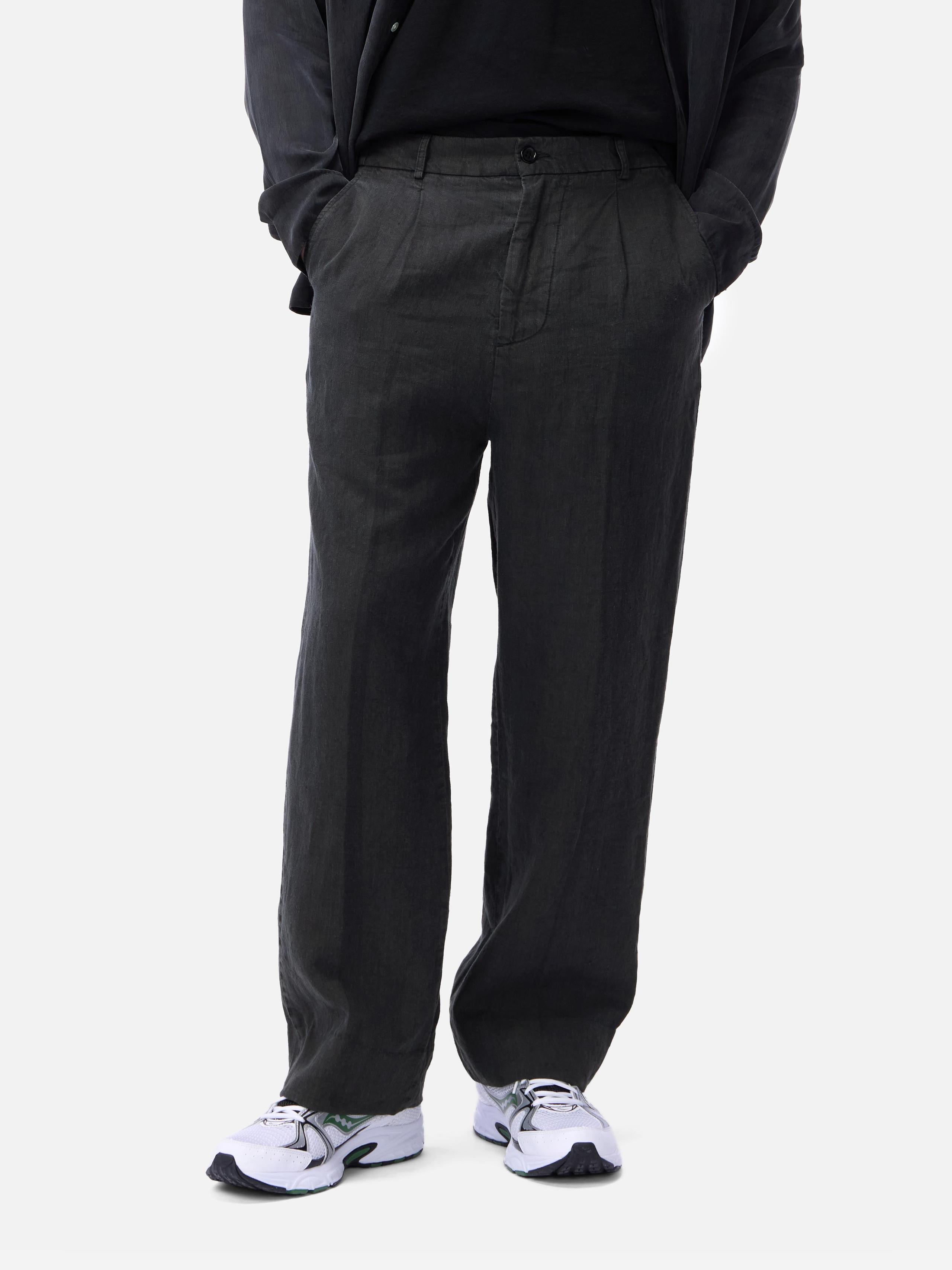 Pleated Trouser ~ Black Linen