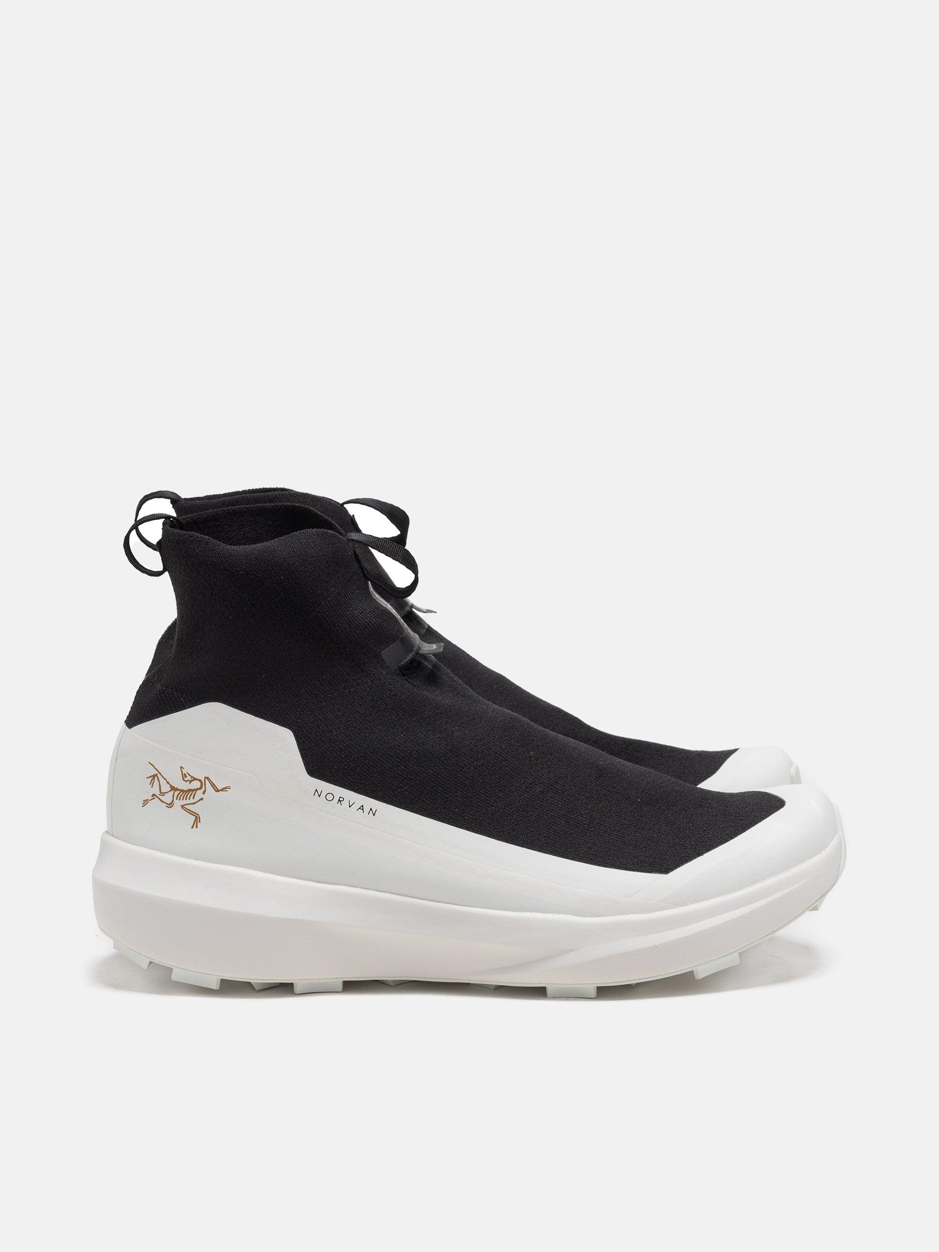 Norvan 4 Nivalis Black/Arctic Silk