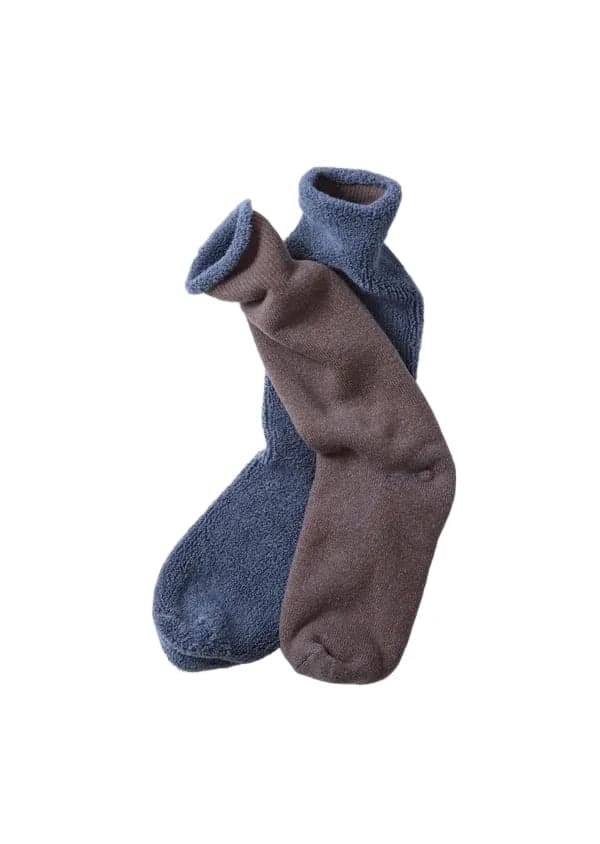 R1612 Reversible Pile Socks Charcoal/D. Blue