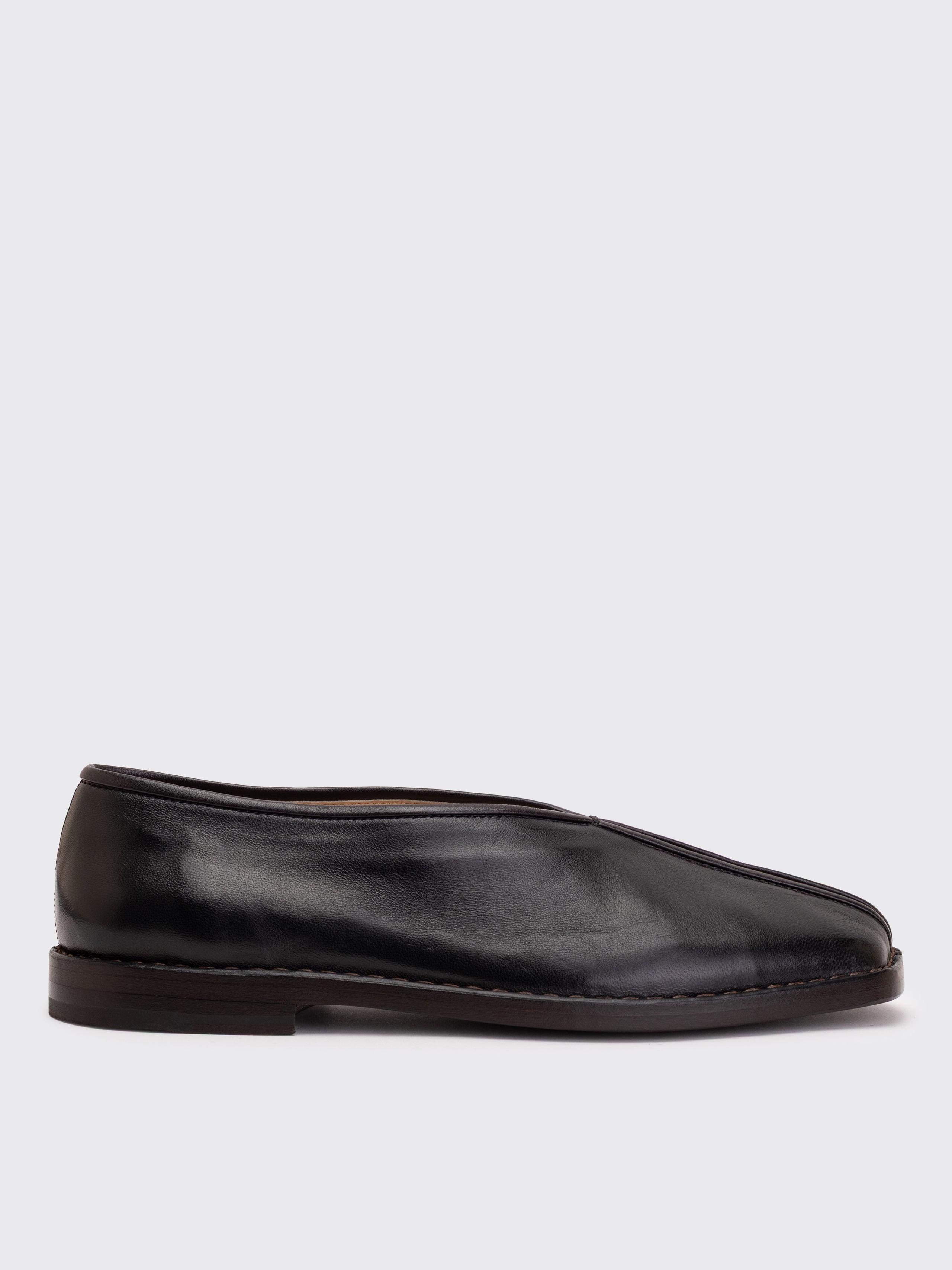 Flat Piped Slippers