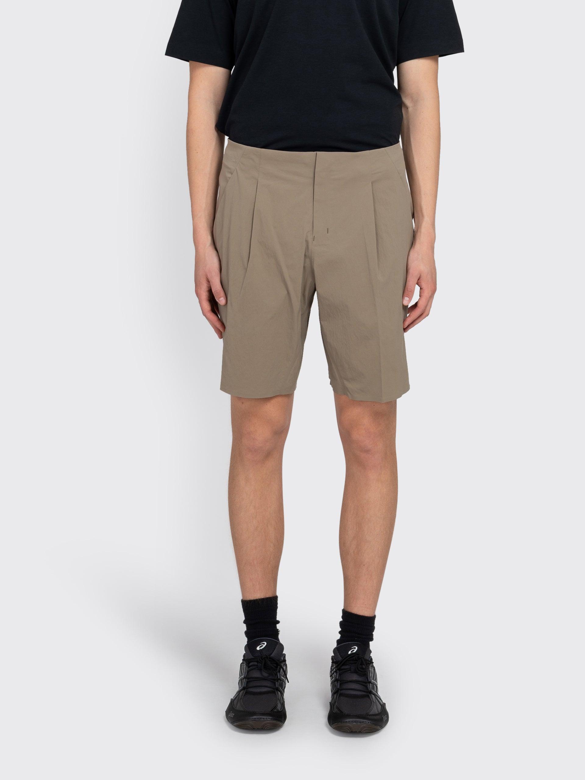 Indisce Short