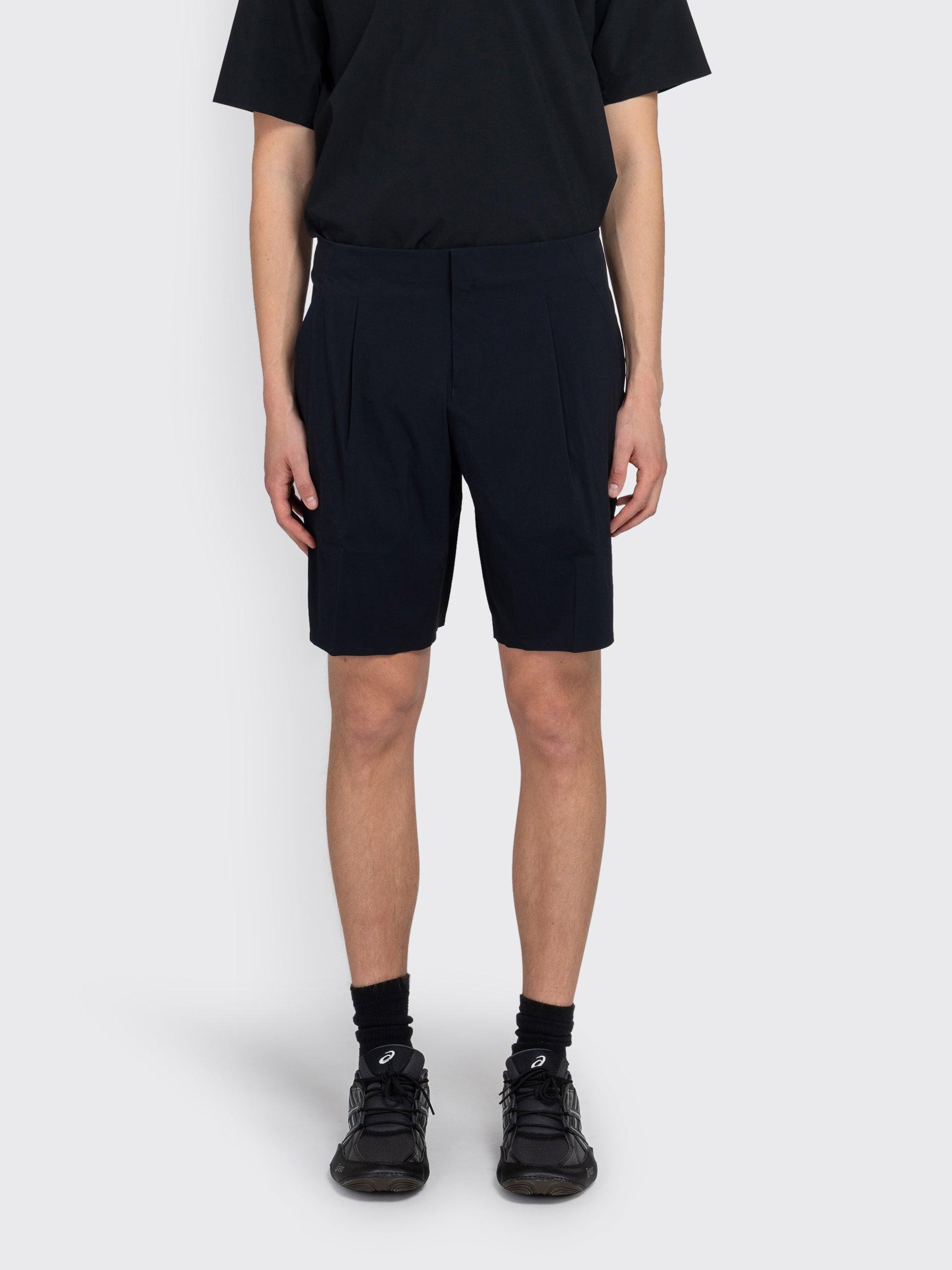 Indisce Short