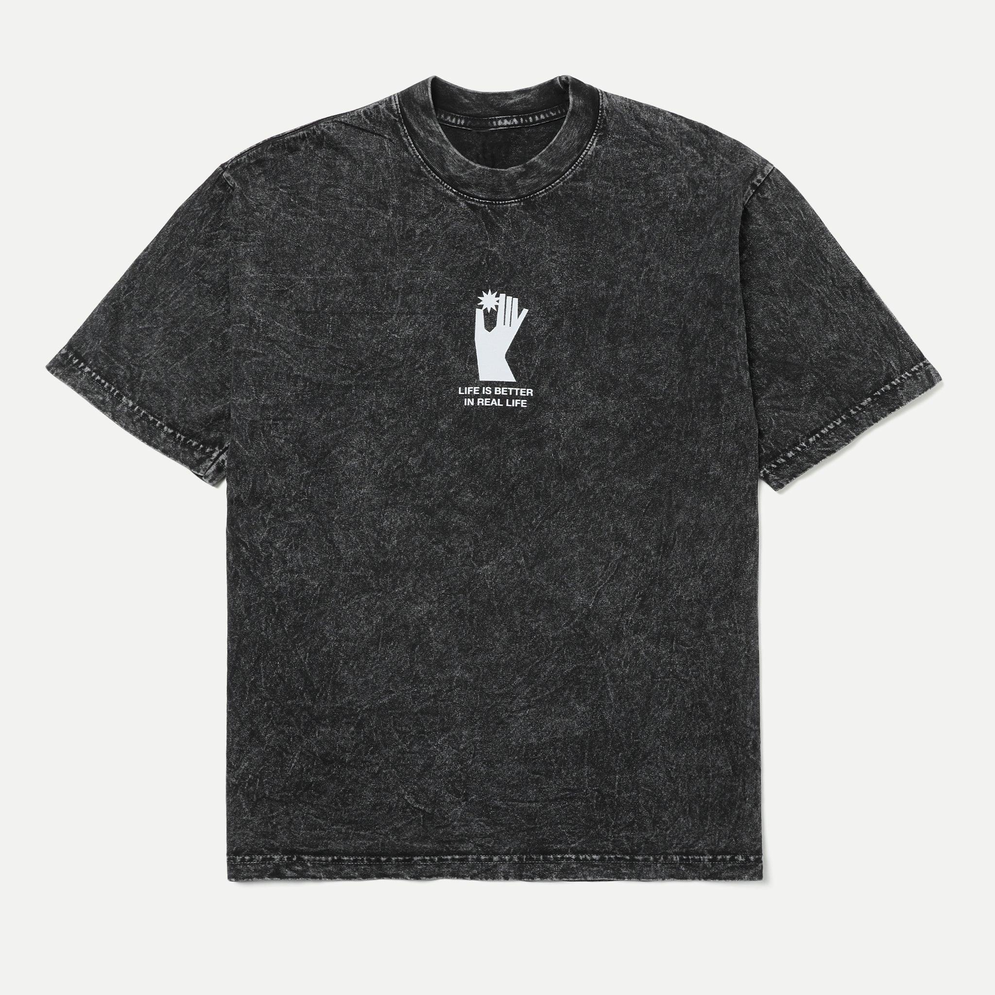 T-Shirt - MAEKAN Special Edition - “Life Is Better IRL”