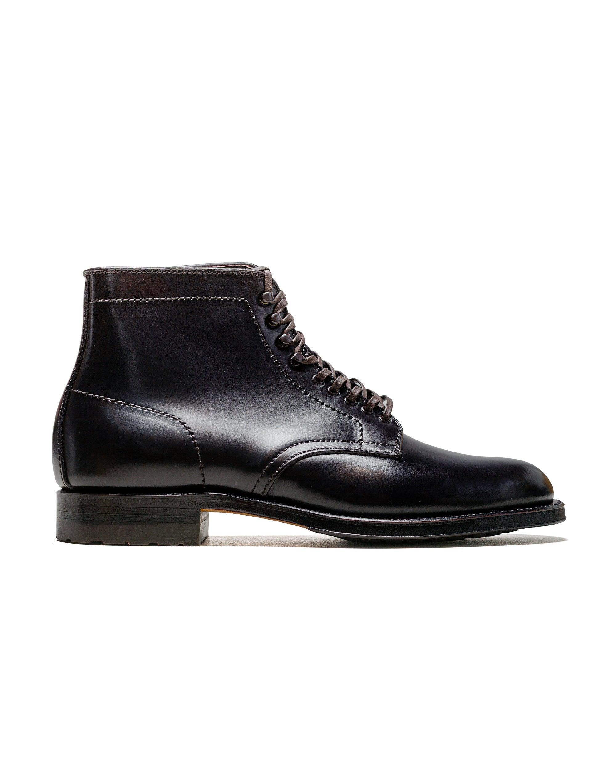 Plain Toe Boot Colour 8 Cordovan with Commando Sole 4600H