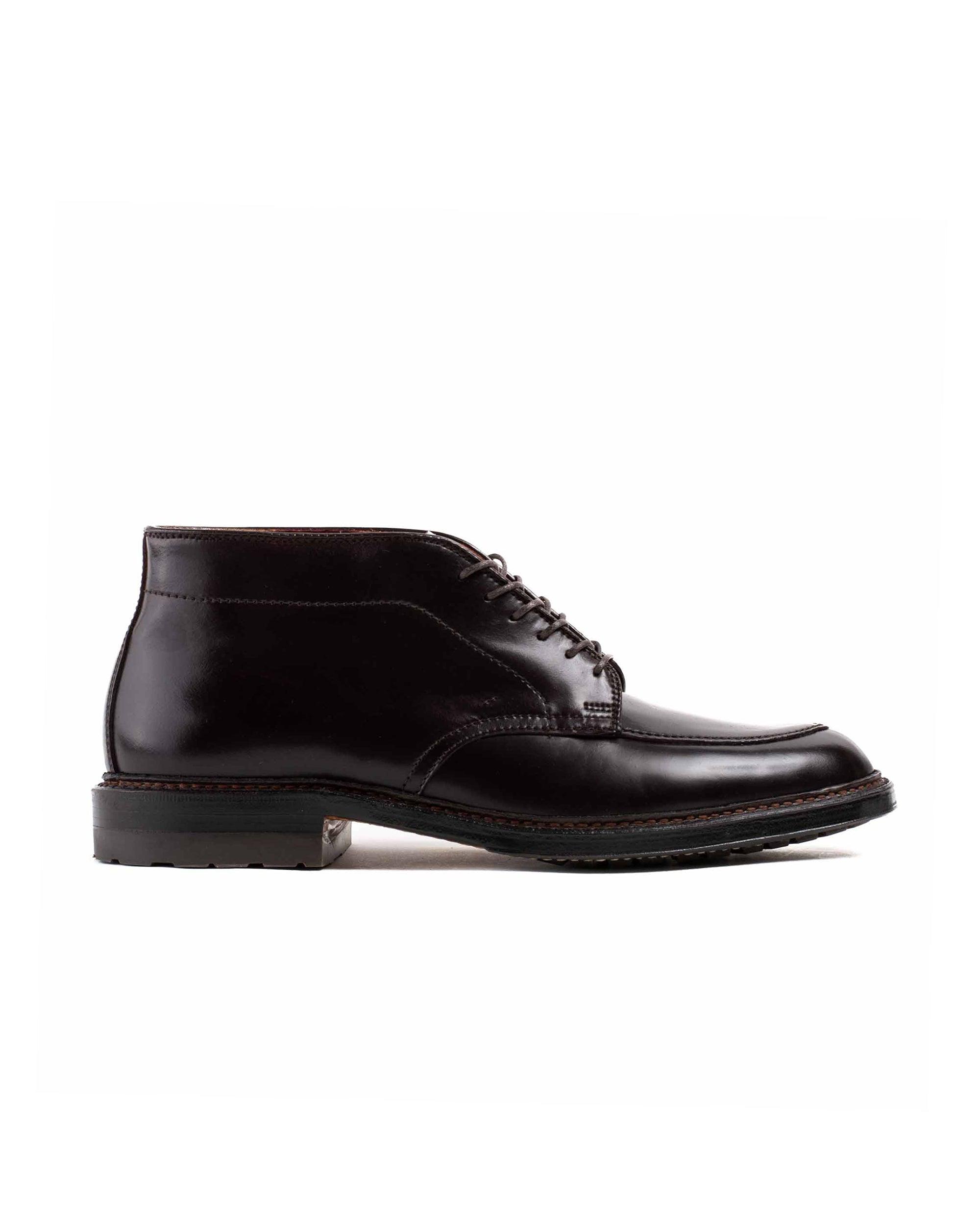 Six Eye Chukka Boot Colour 8 Cordovan With Commando Sole