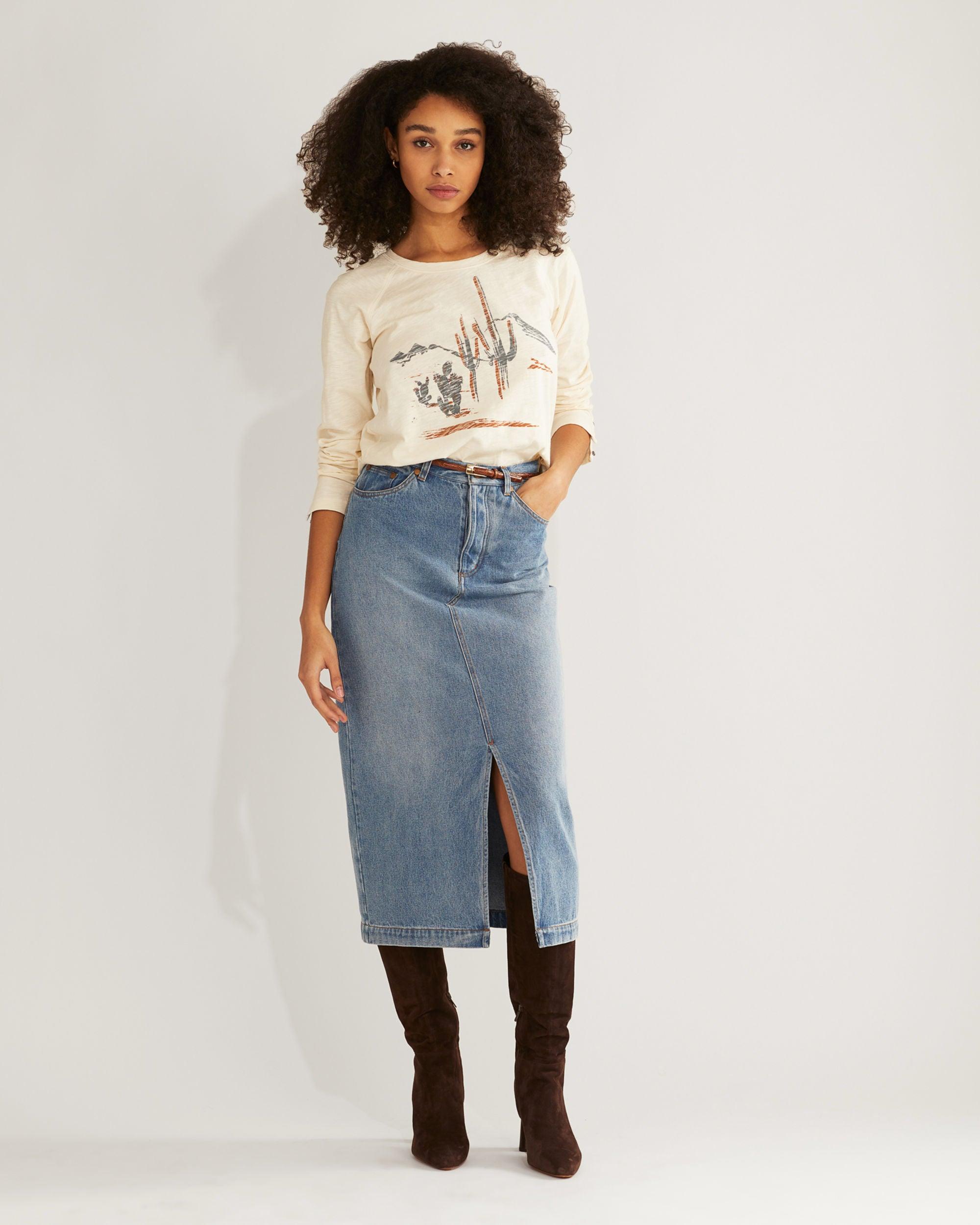 Women's Long-Sleeve Western Graphic Tee