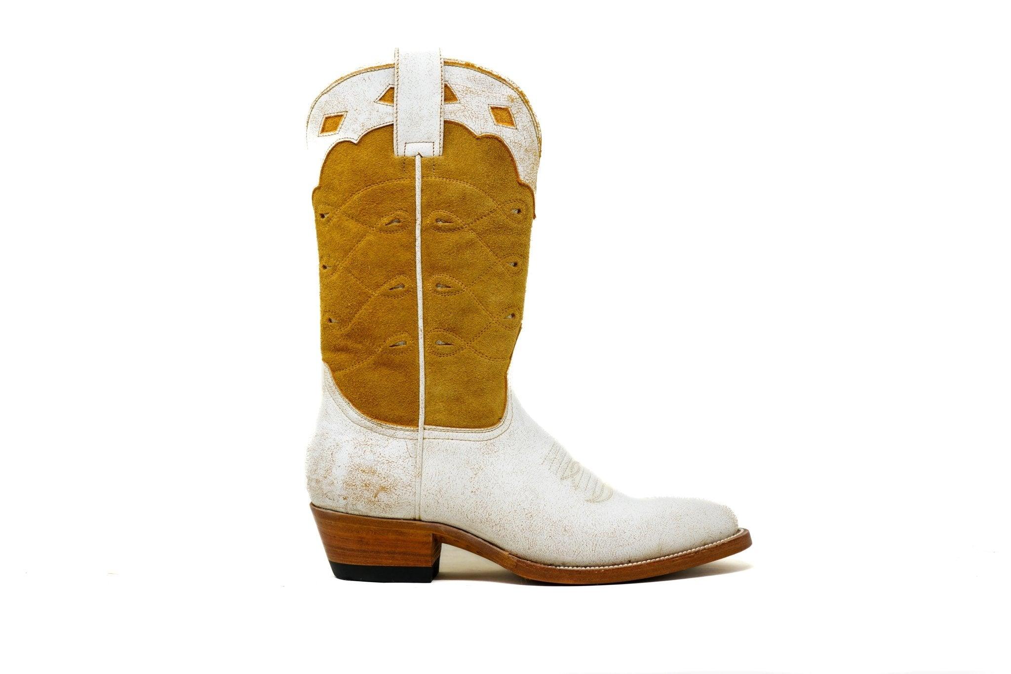 Durango Boots V3 White Distressed (9 US)