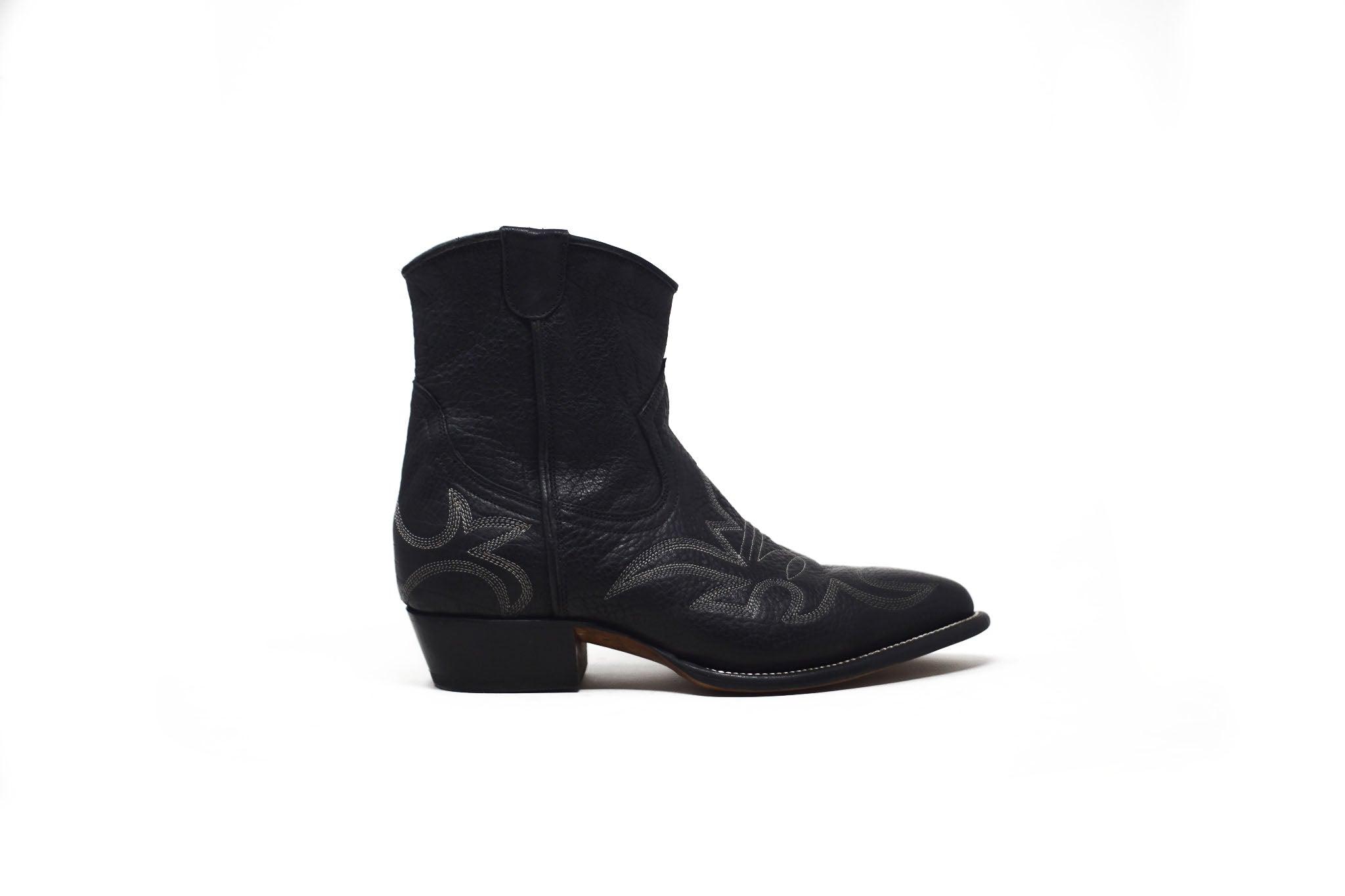 Ava Boots Pointy Toe Black US 10