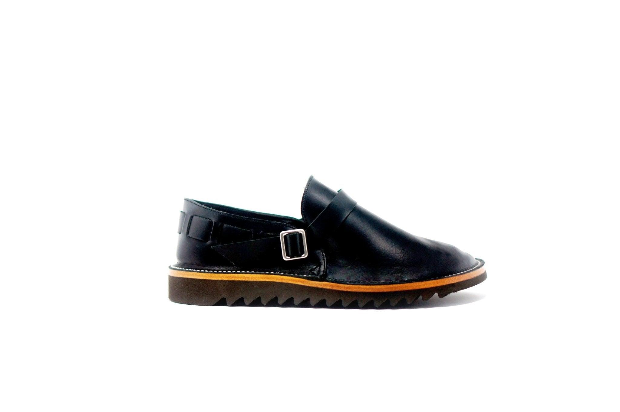 Otzi Black & Black US 11.5