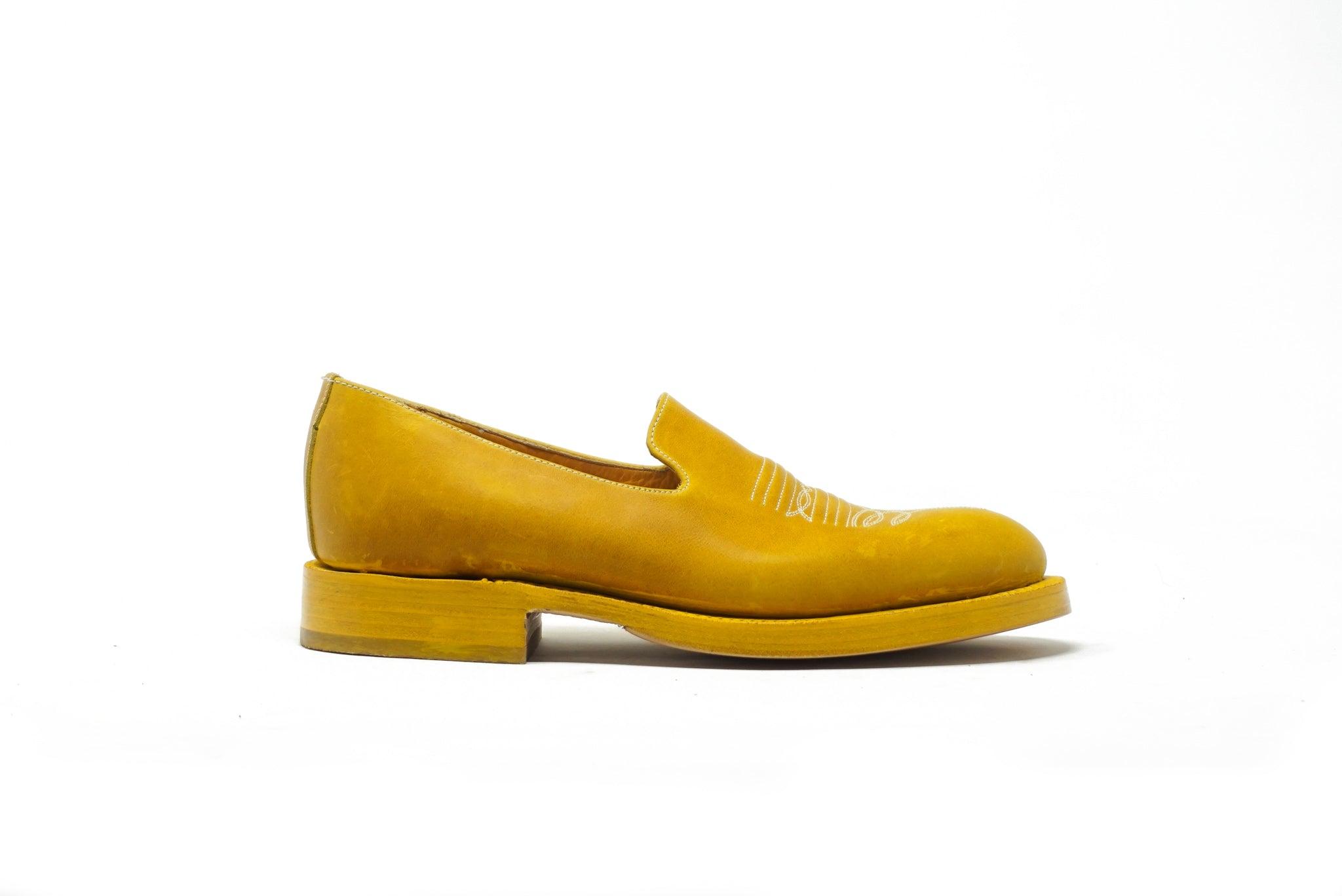 Uma Loafers Jaune (6 US)