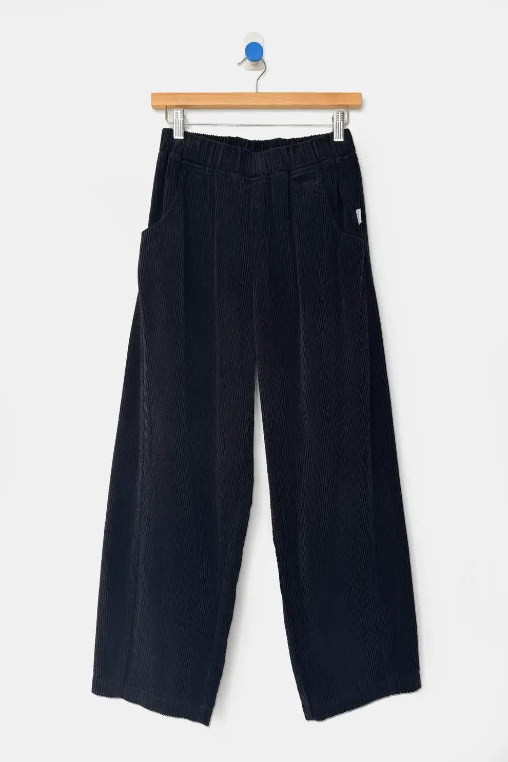 Soft Corduroy Arc Pant / Black