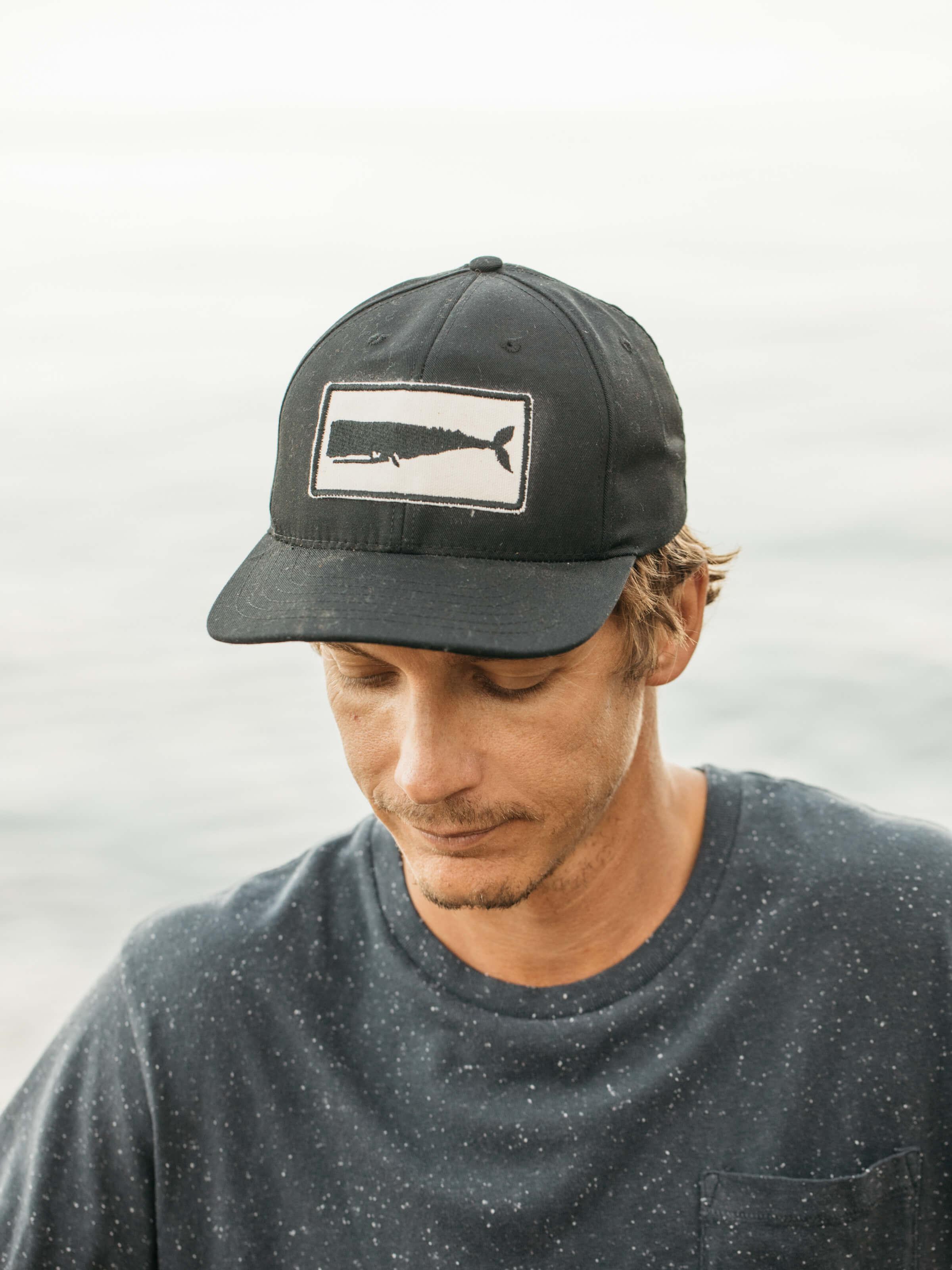 Whale Patch Hat / Black