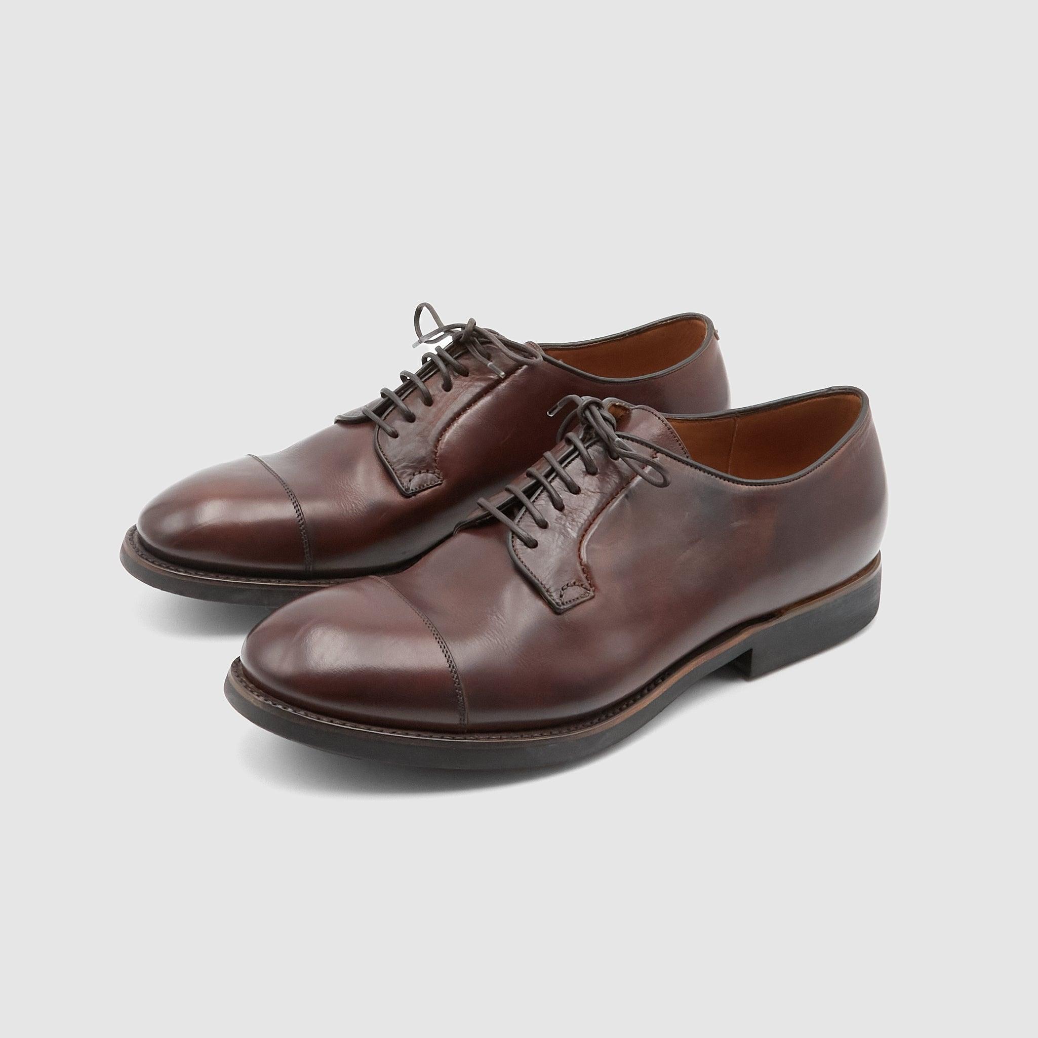 Classic Oxford Shoe with Commando Sole