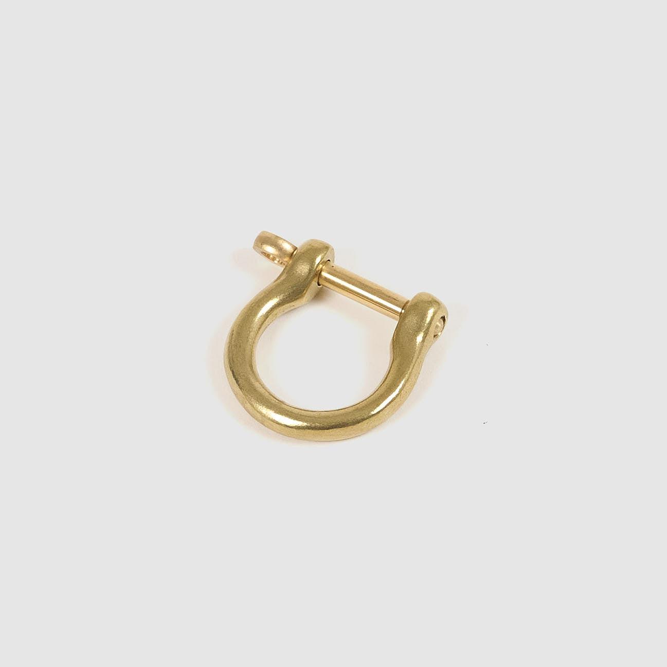 Medium Sized Solid Brass Shackle