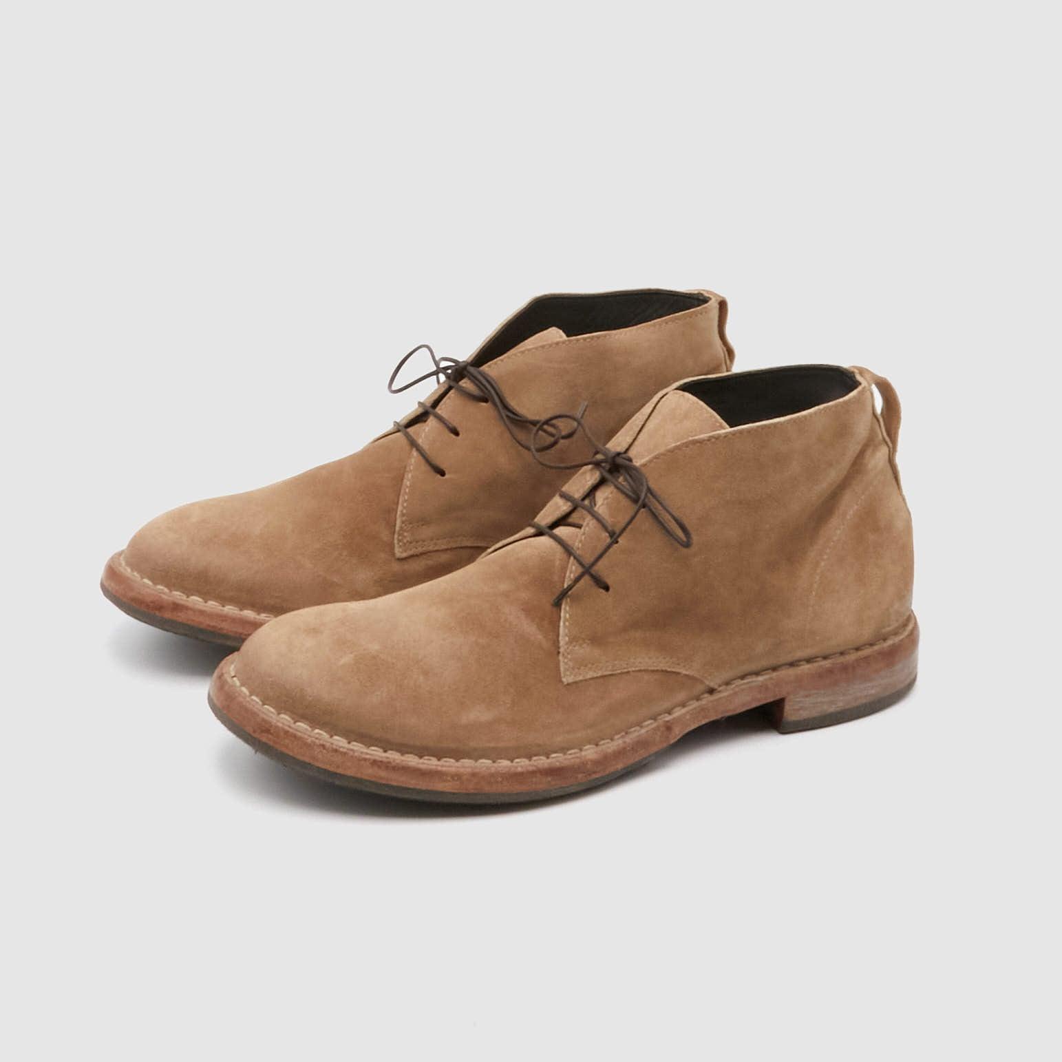 Mens Vintage Treated Leather Chukka Boots