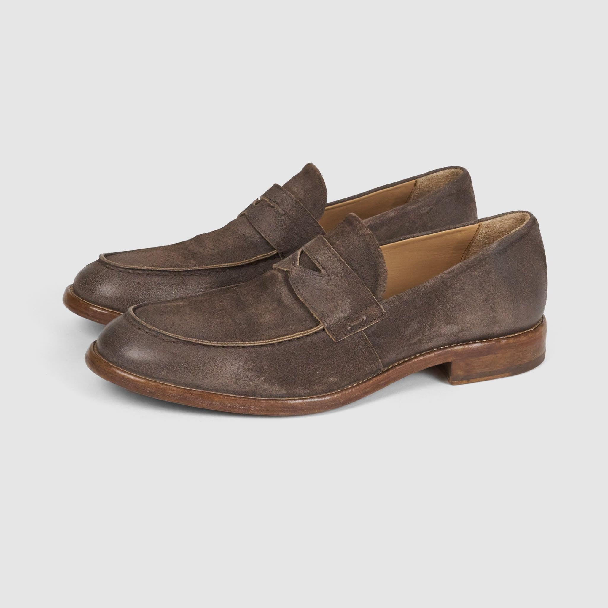 Washed Leather Penny Loafer