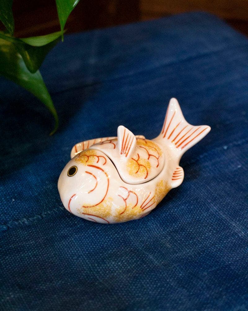 Bowl with Lid, Pink Tai