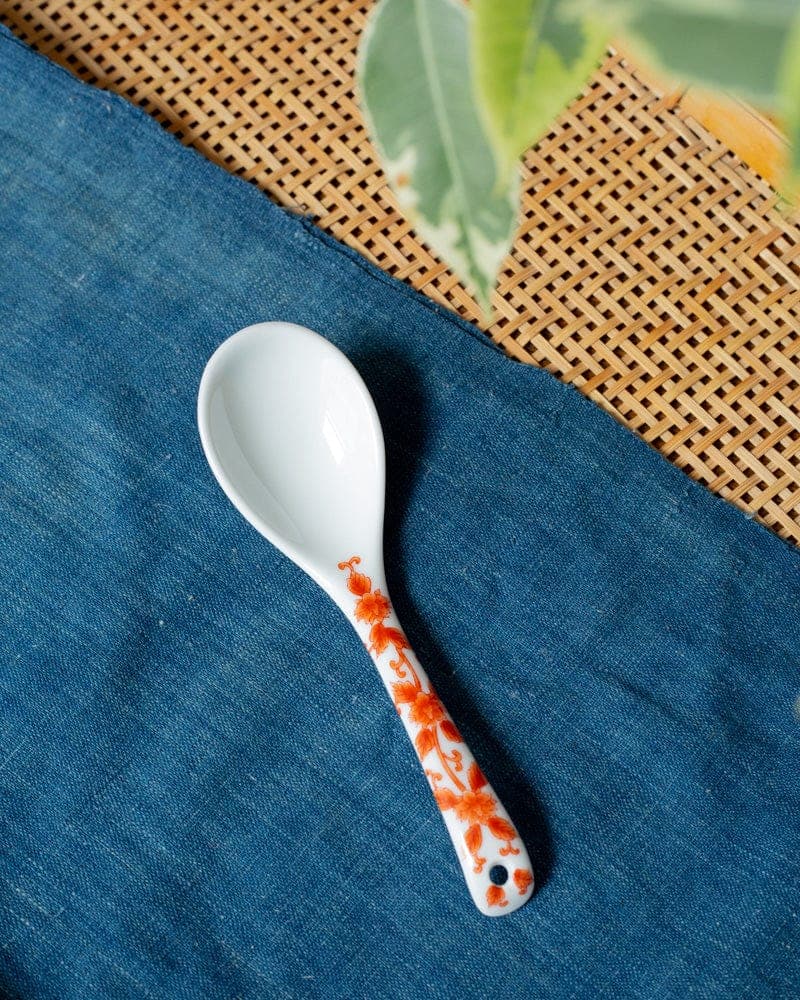 Spoon, Porcelain Red Karakusa