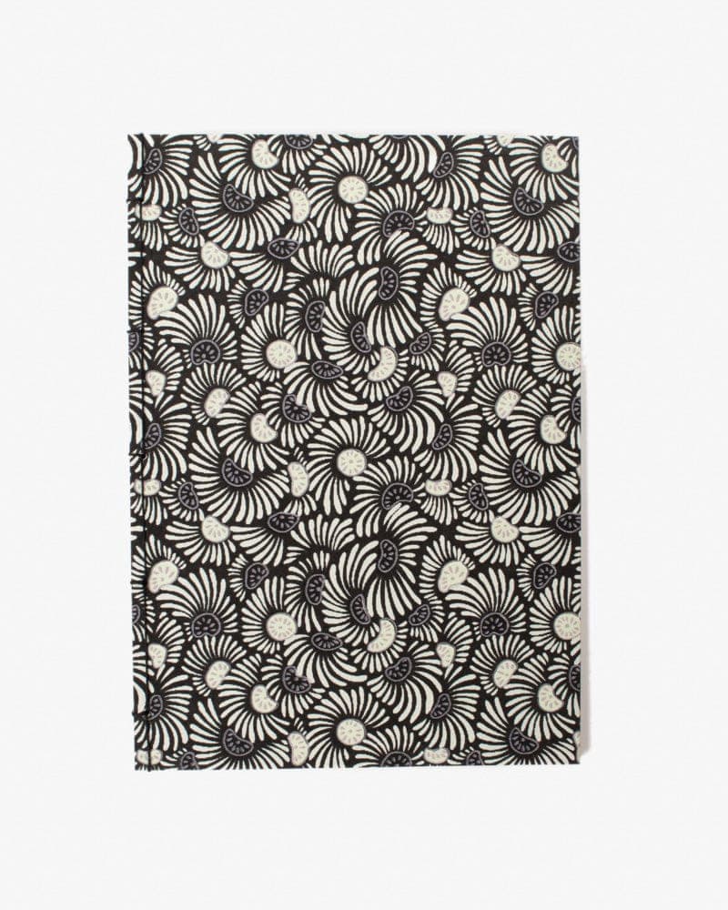 Watoji Notebook, Ginger Series, Flower Black (L)