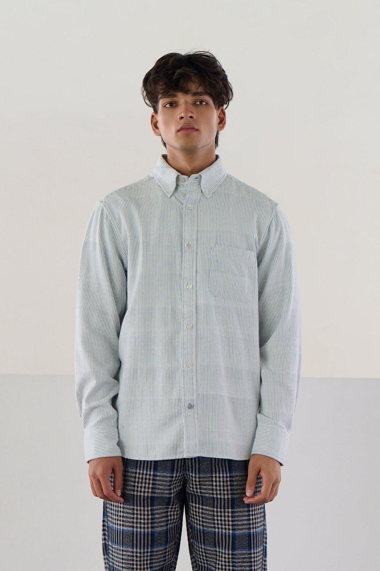 N°5 Classic Button Down Long Sleeve Shirt