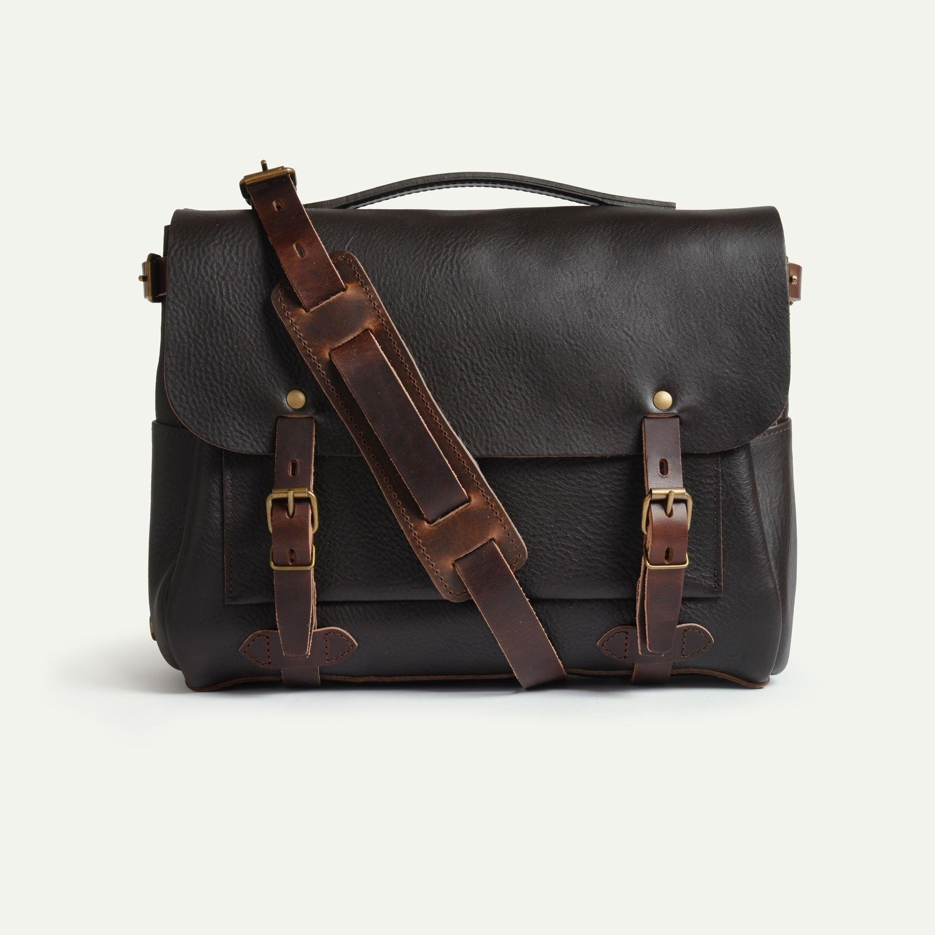 Postman Bag Eclair M Dark Brown 伊克萊深咖啡皮革郵差包