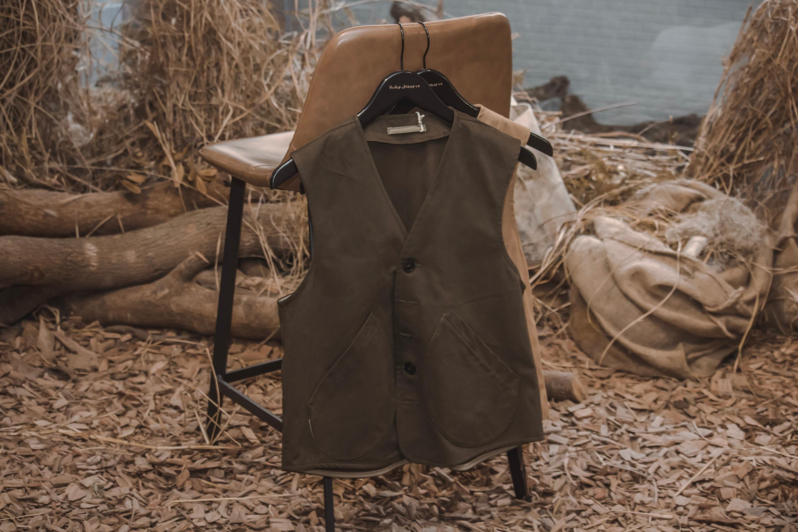 mens vest / 三色／復古工紳裝背心