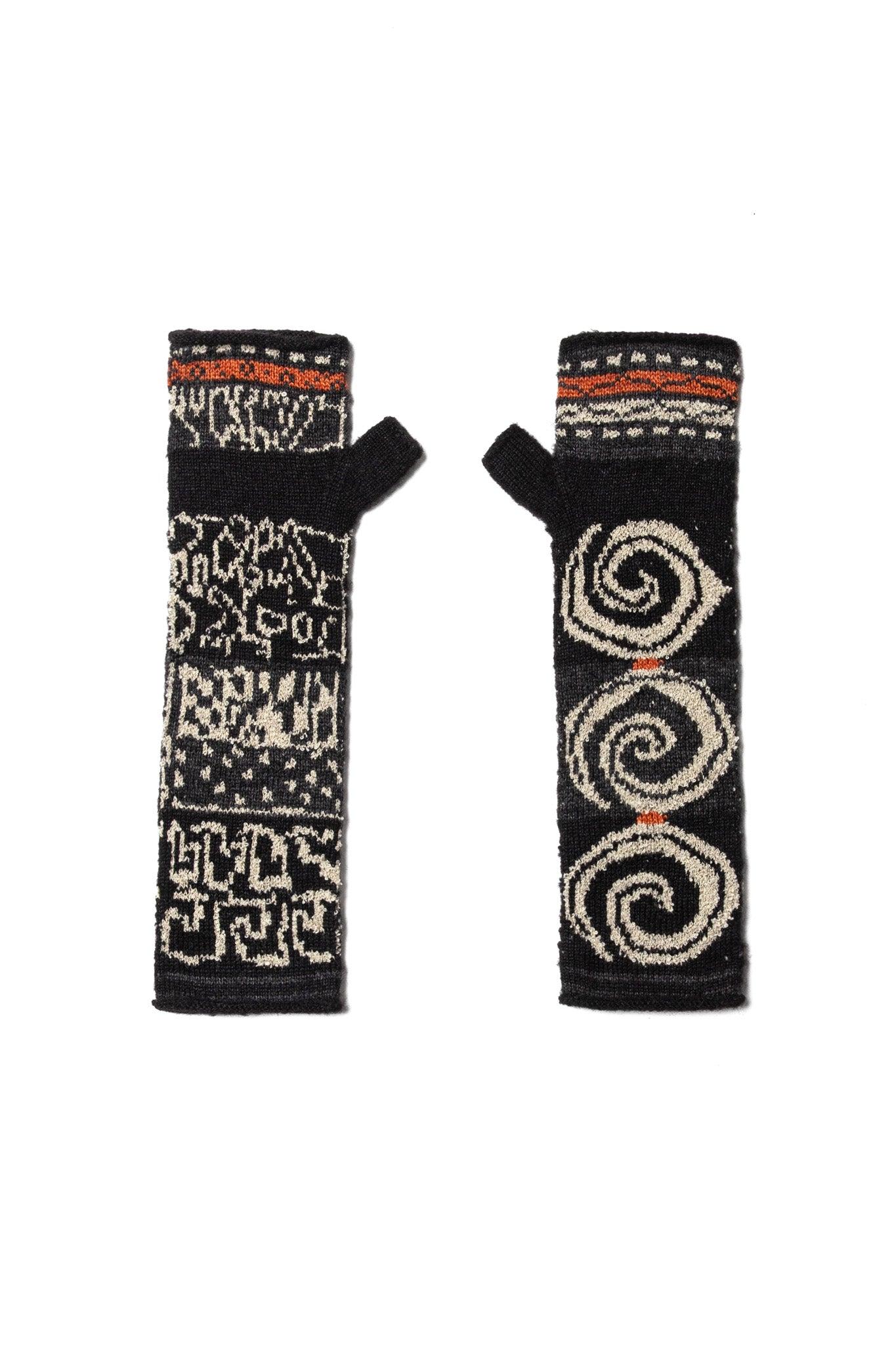 AINU x KUBA 2Ways Mittens - Black