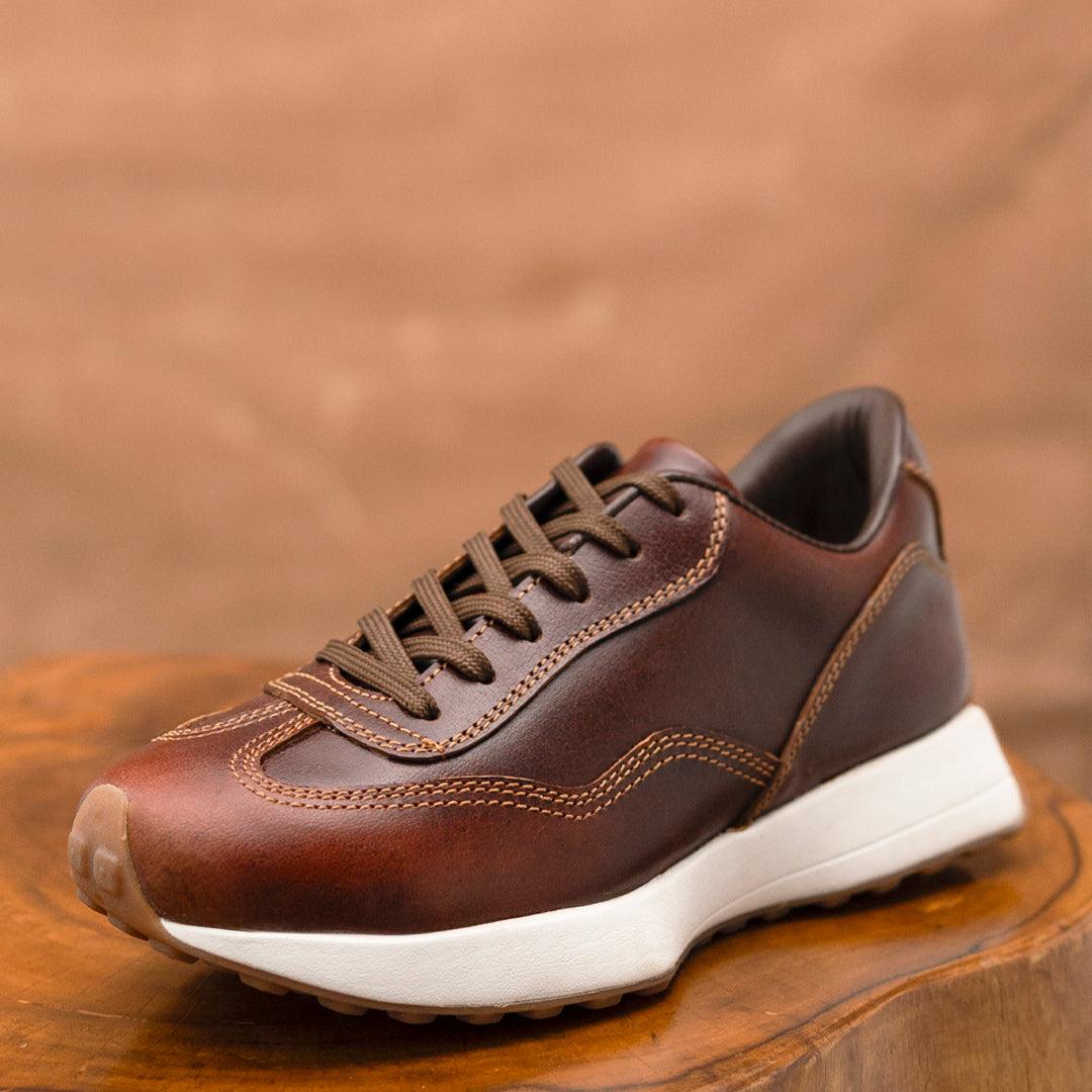 Classic Retro Leather Sneakers (Saddle Tan With White Sole)