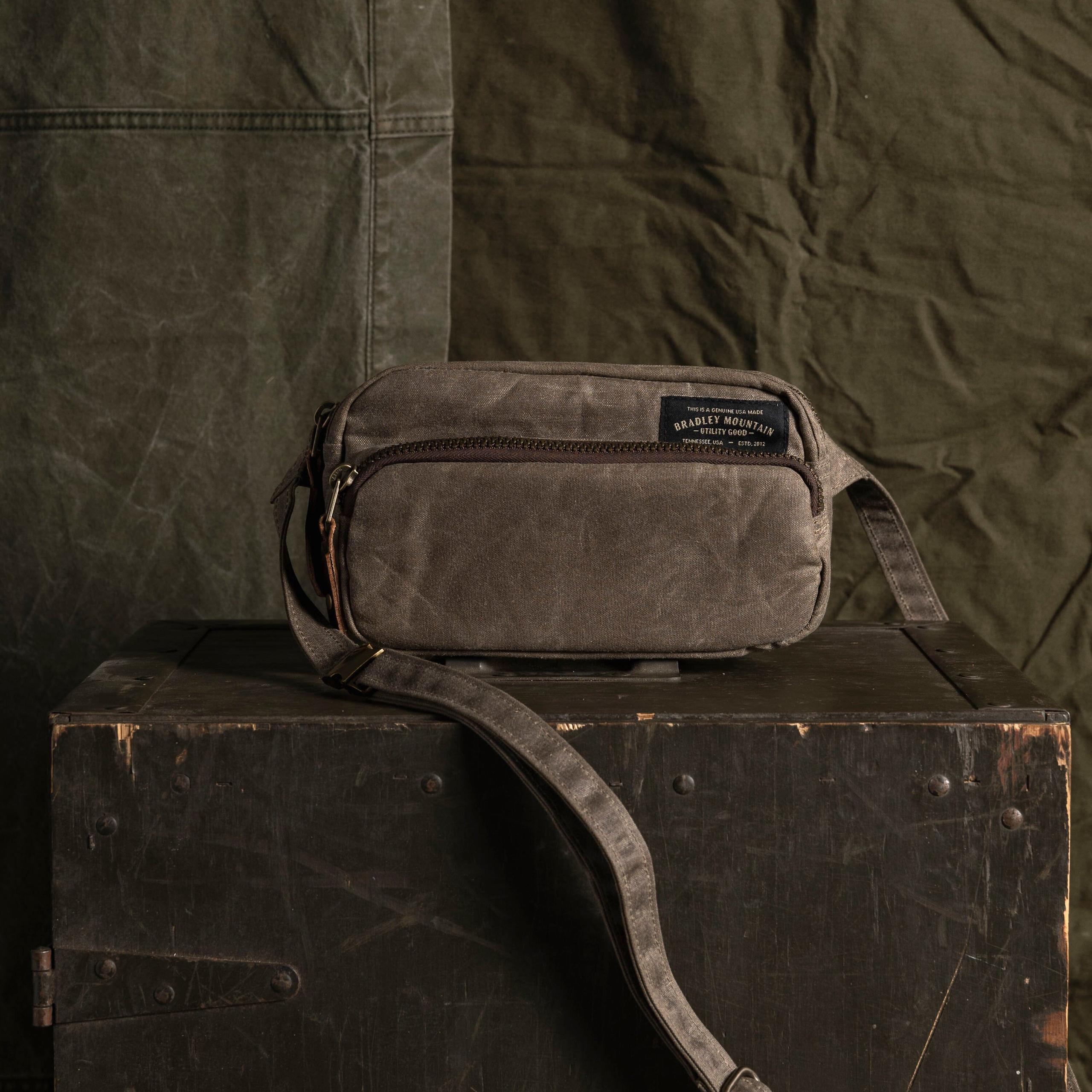 Pointer Crossbody Bag - Oak