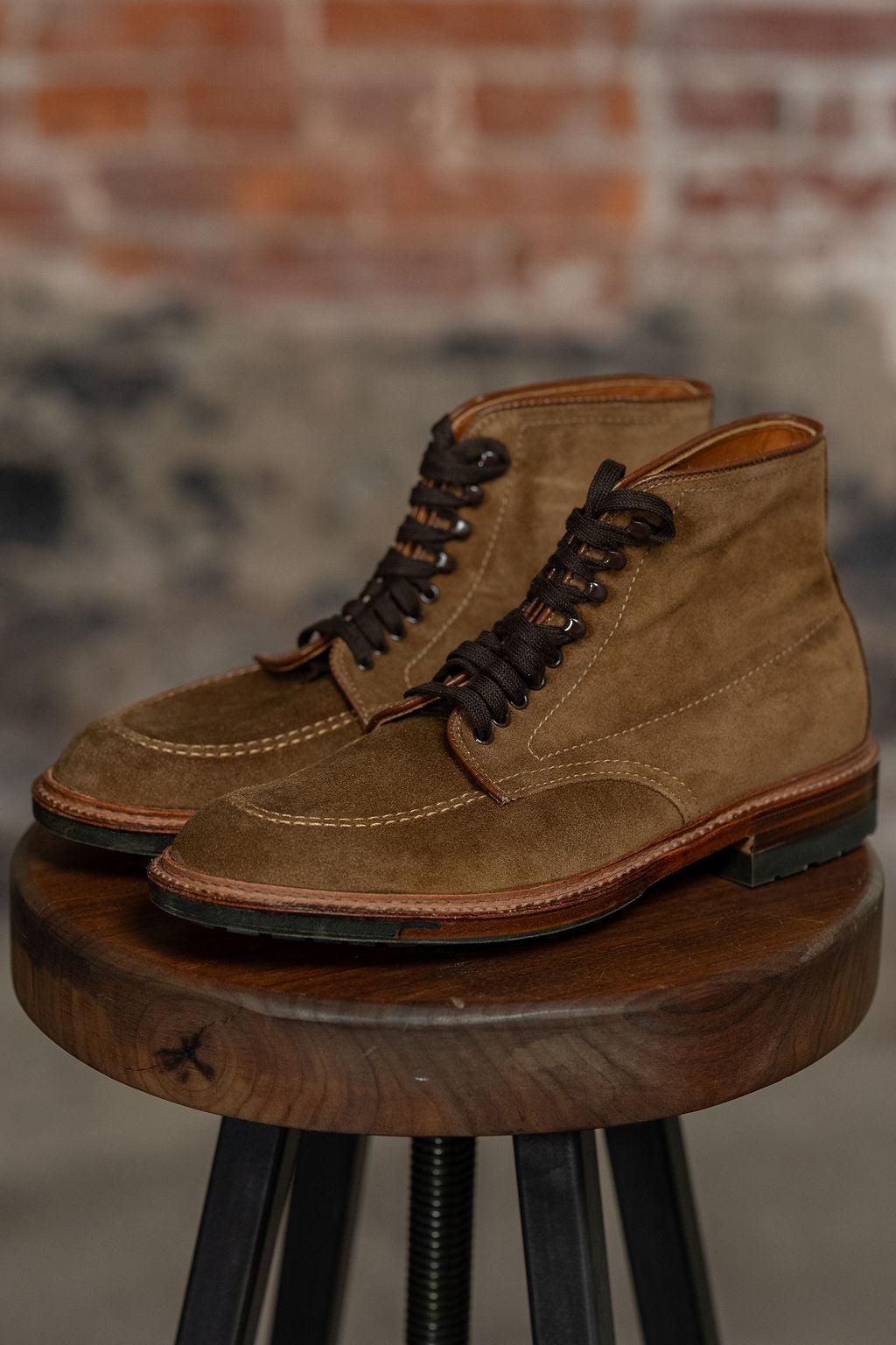 4011HC Mocc Toe Boot - Snuff Suede