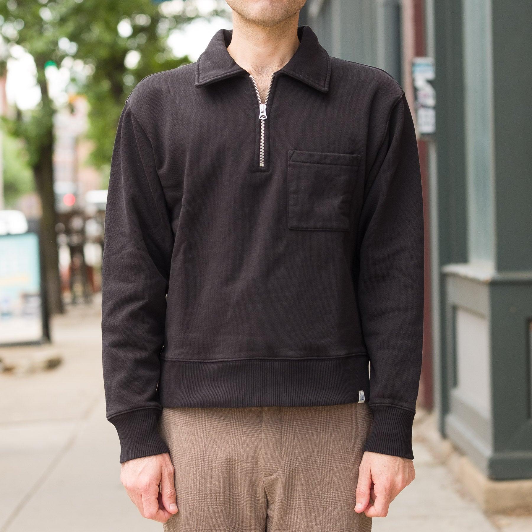 ZIP03.99 Half Zip Polo Sweat in Deep Black