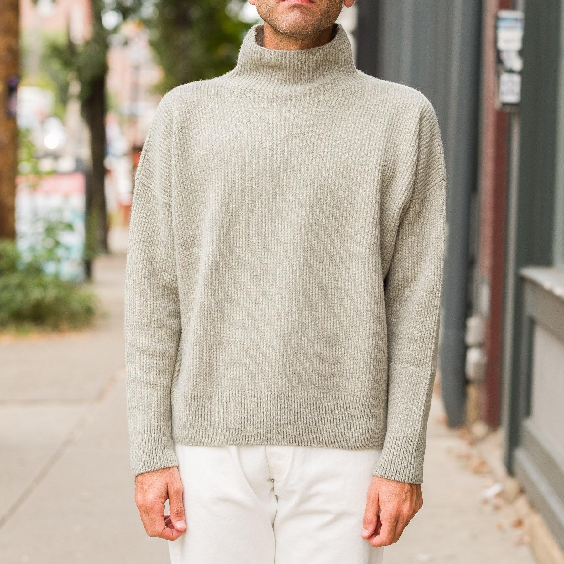 WMOCKNECK01MC.449 Relaxed Chunky Turtleneck in Soft Sage