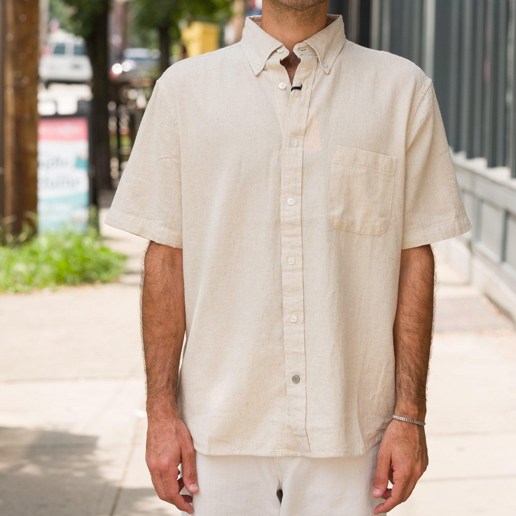 No 6 Classic Button Down Short Sleeve Shirt in Stout Weave