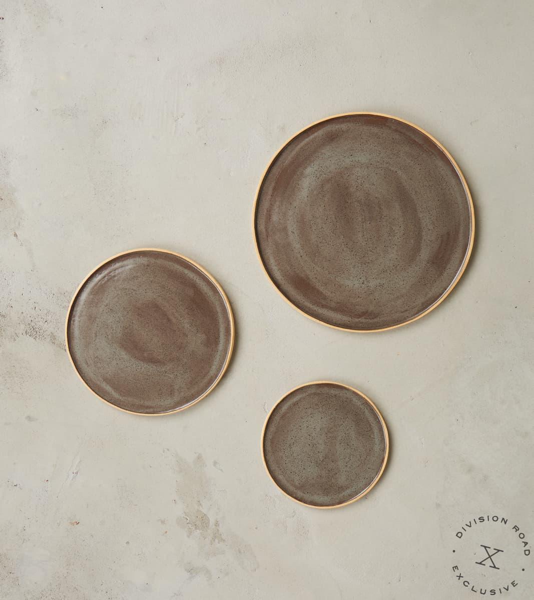 The Fields Artisan Hand Thrown Stoneware - Dinnerware Plate Sets - Graphite