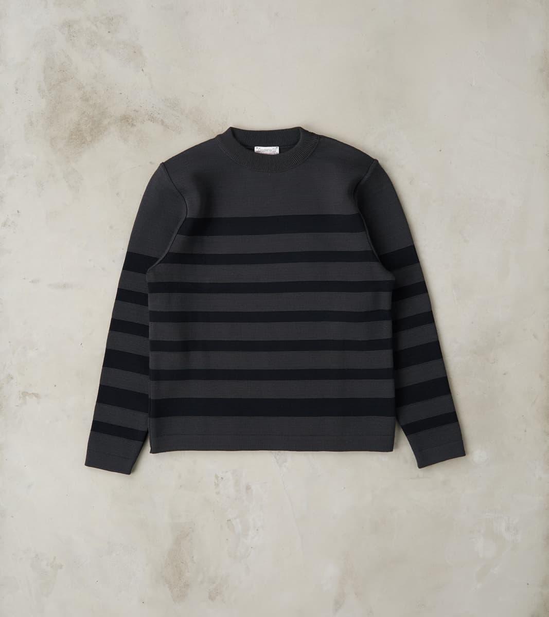 Given III Crewneck - Molten Grey & Navy Blue