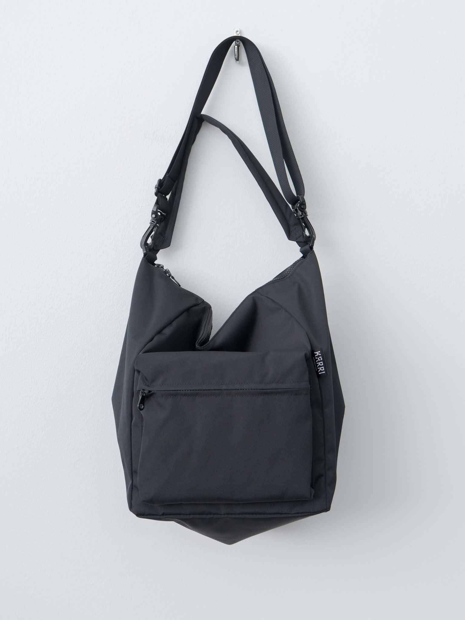 KARRI 2-Way Shoulder Bag M - Black