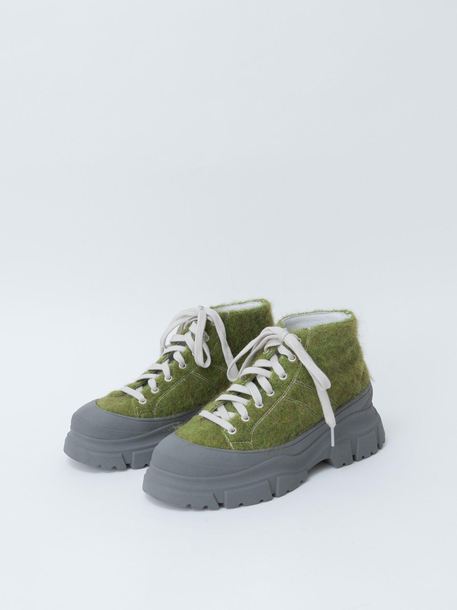 Fairway Sneakers - Moss/Slate Outsole