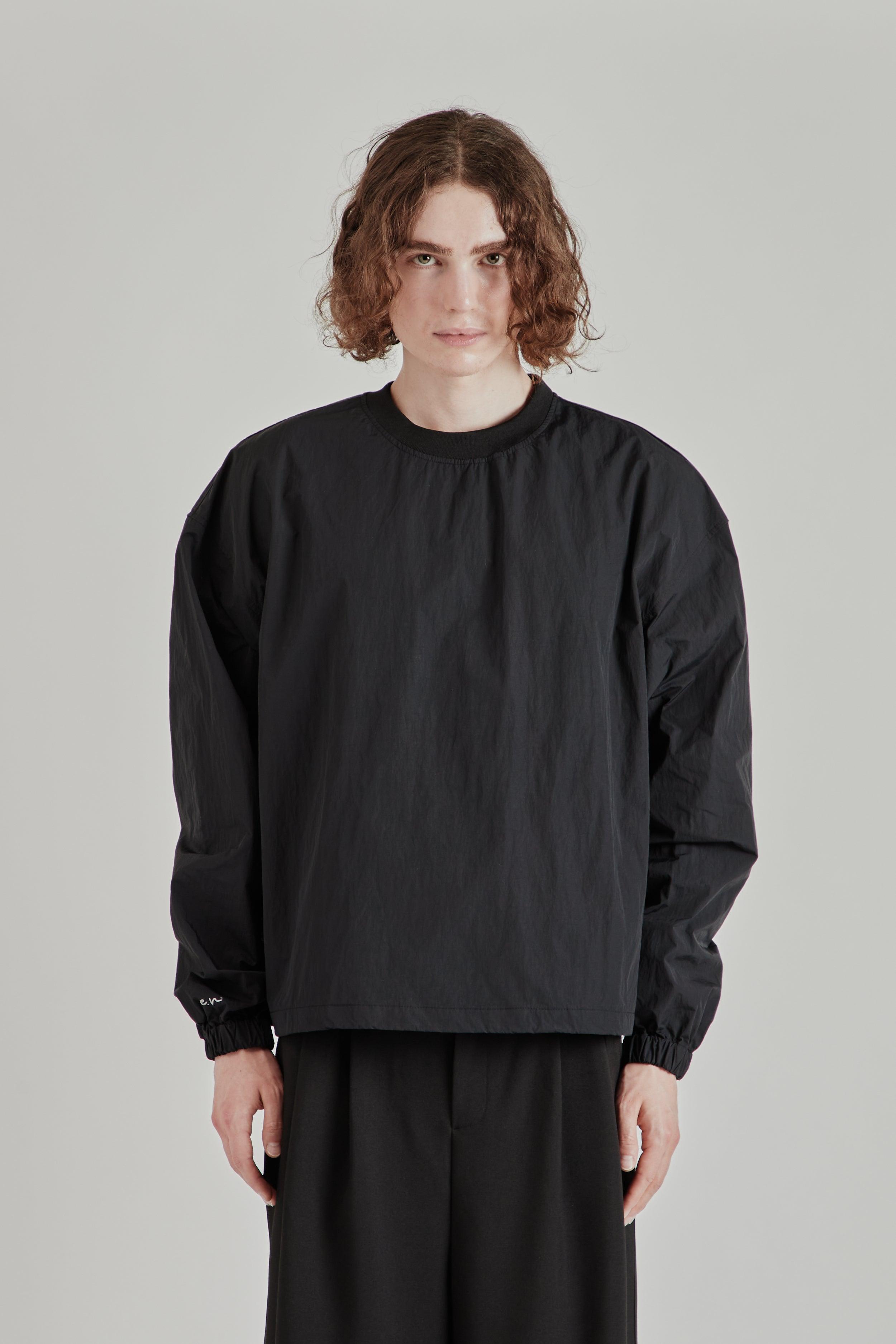 Back-Vent Nylon Crewneck - Black