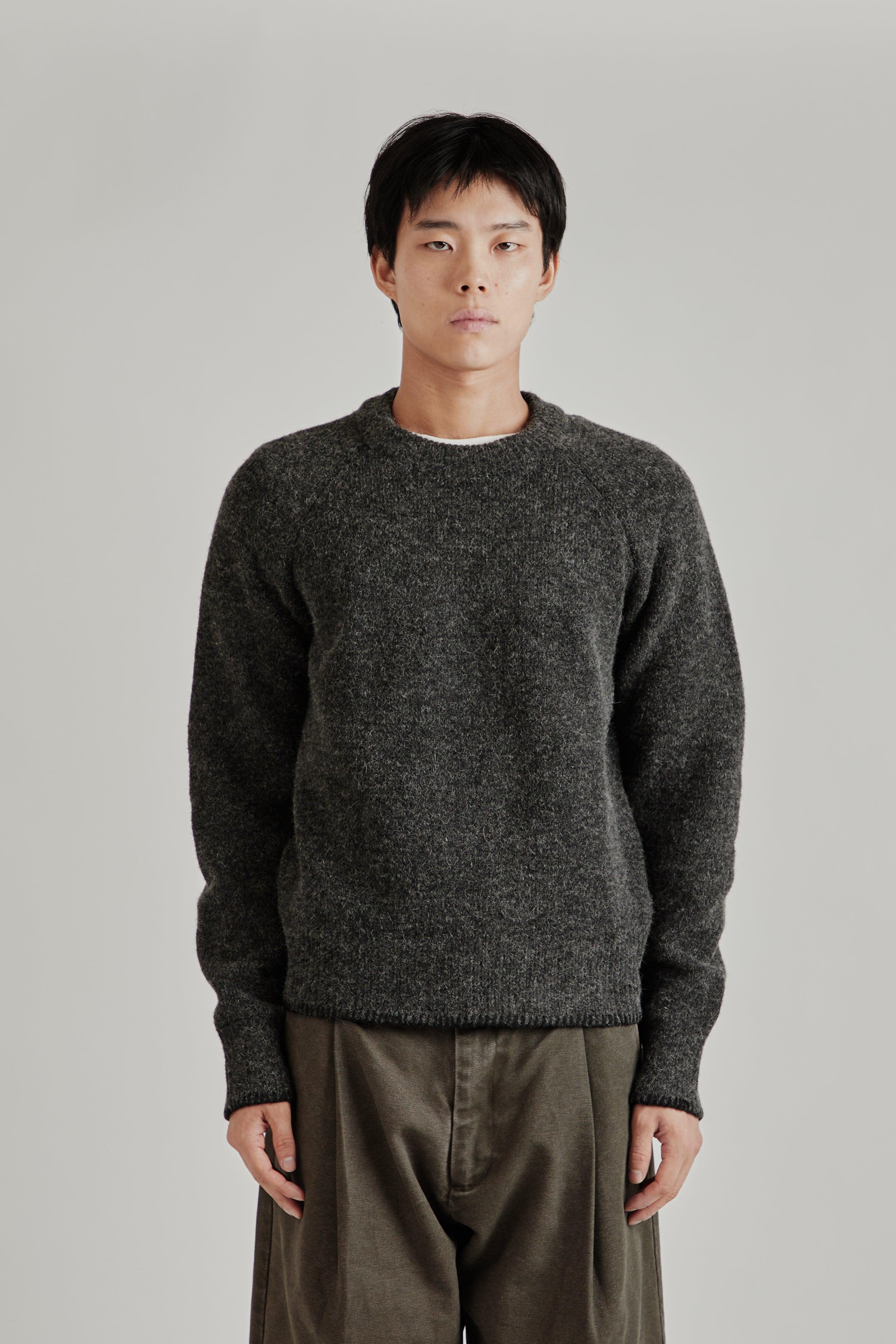 Merely Snug Nomadic Raglan Sweater - Mohair Black