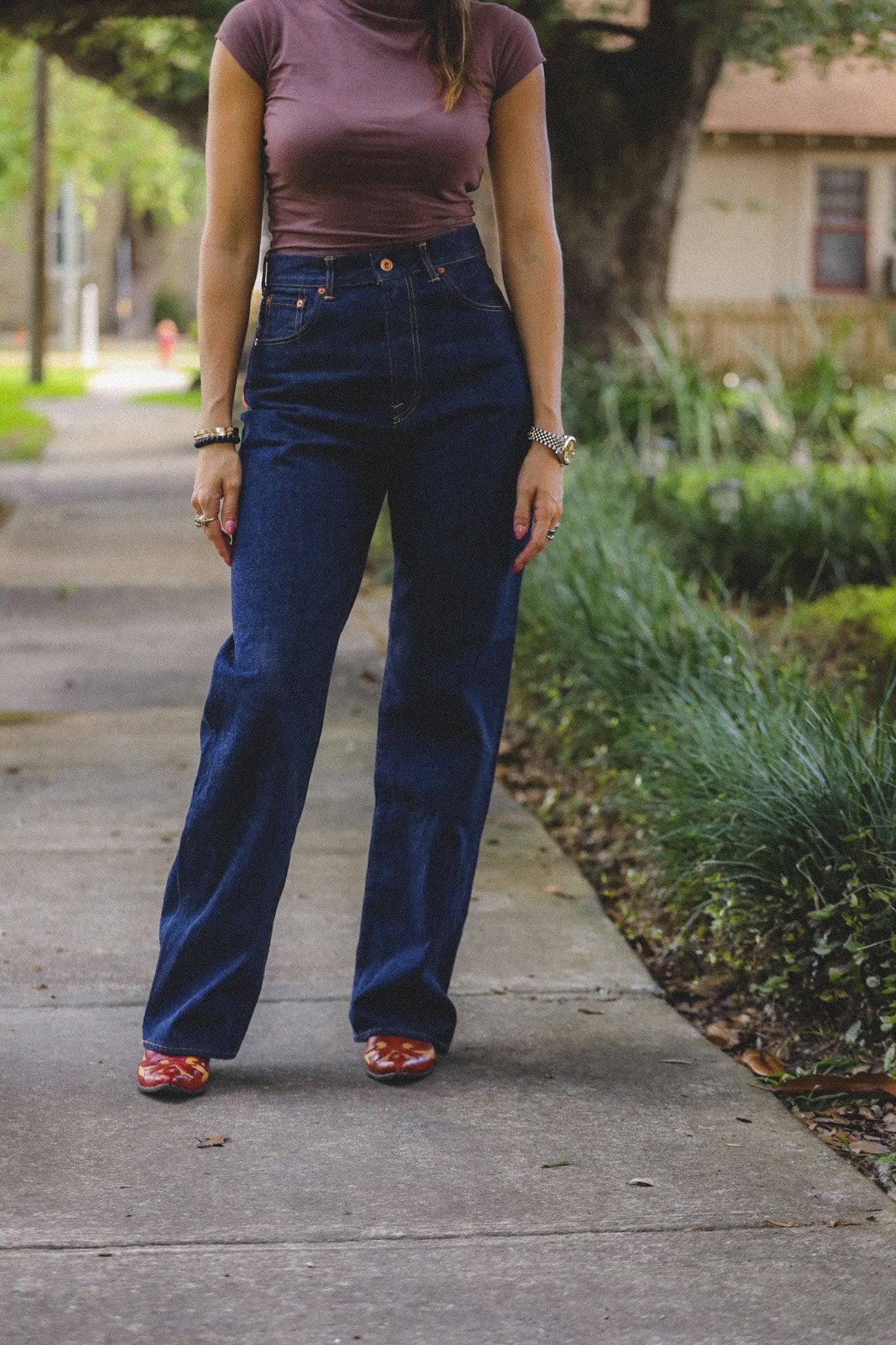 Roslyn Women's Jeans- Vintage 70's Denim Rinse