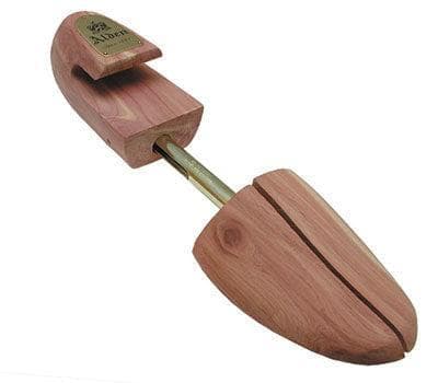 Cedar Wood Shoe Tree