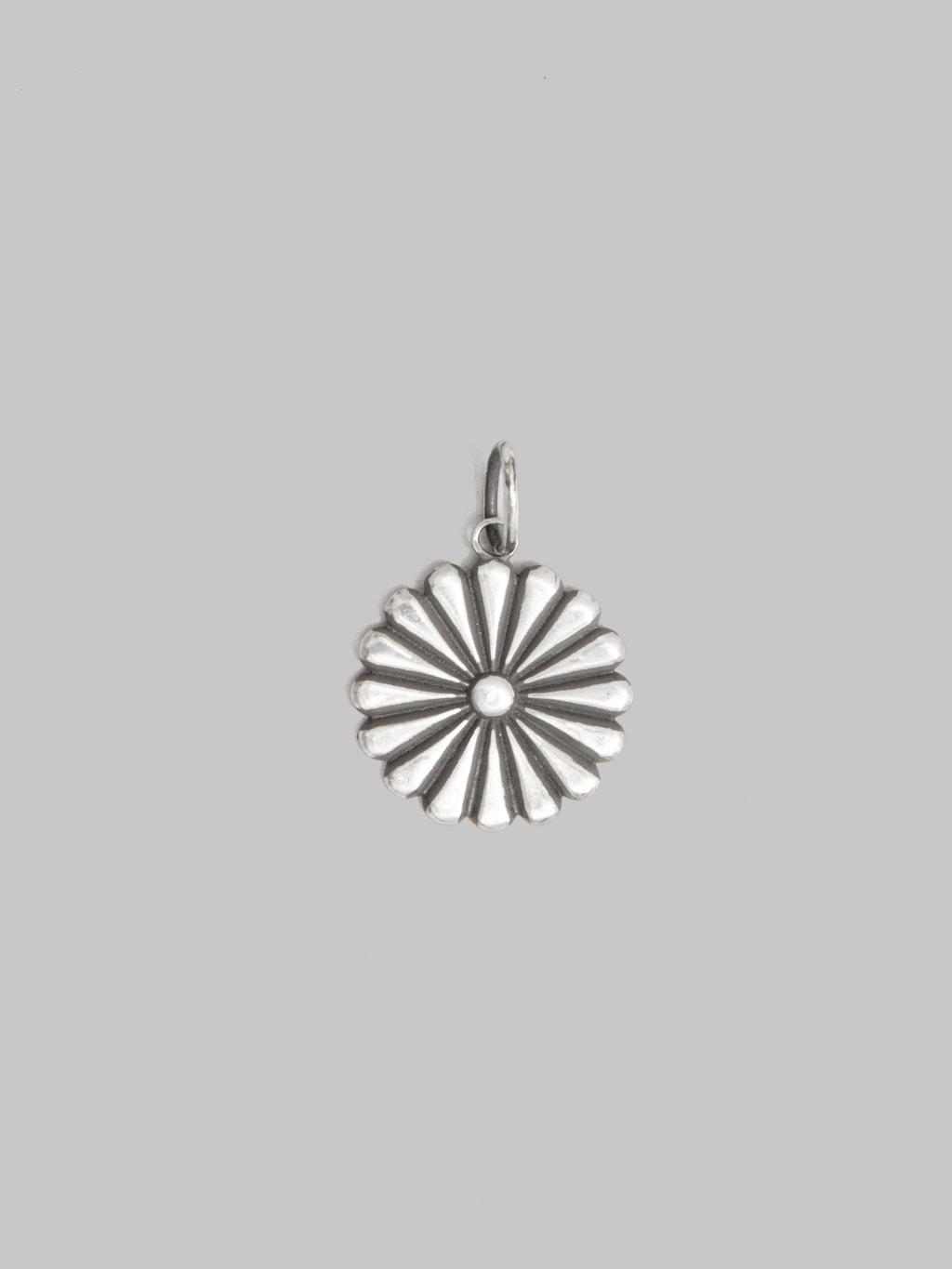 Kikumon Charm Large Silver 925
