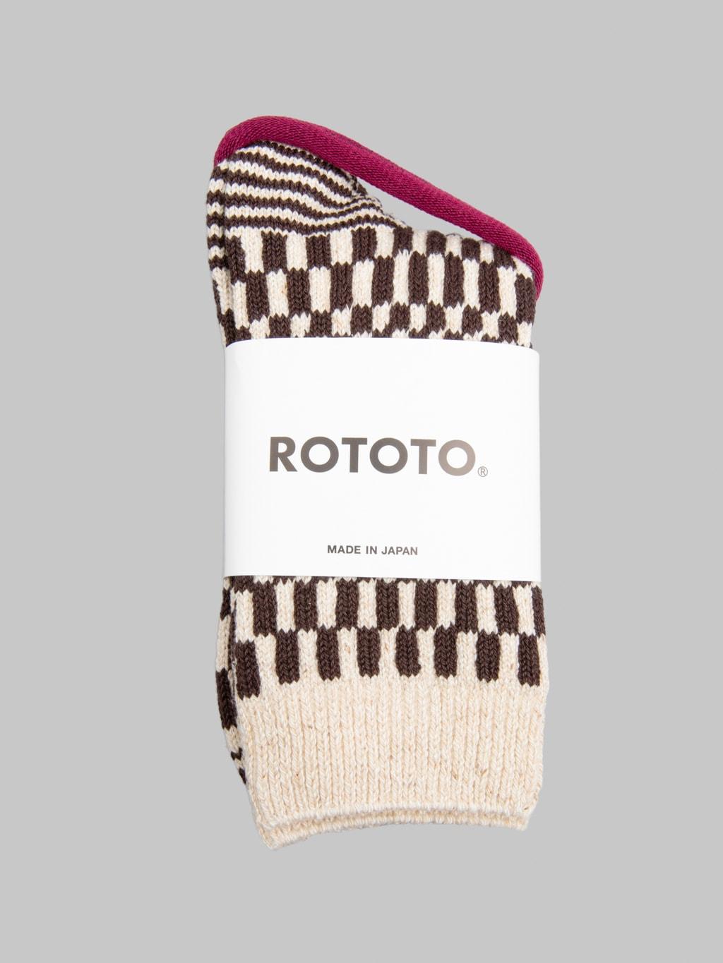 Checkerboard Pattern Socks Brown