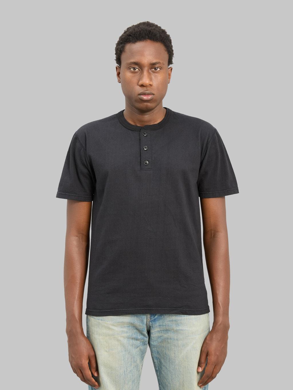 FN-TSH-003 Henley T-Shirt Black