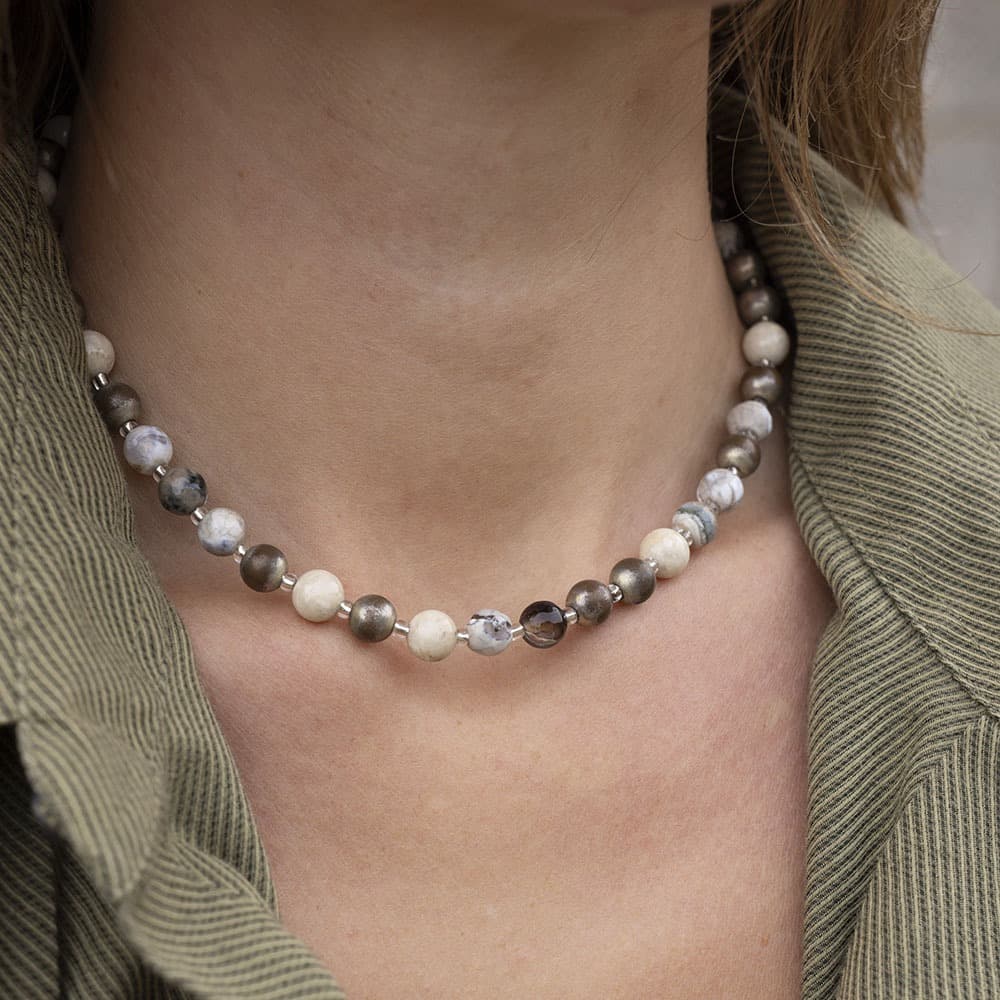 Necklace No. 041