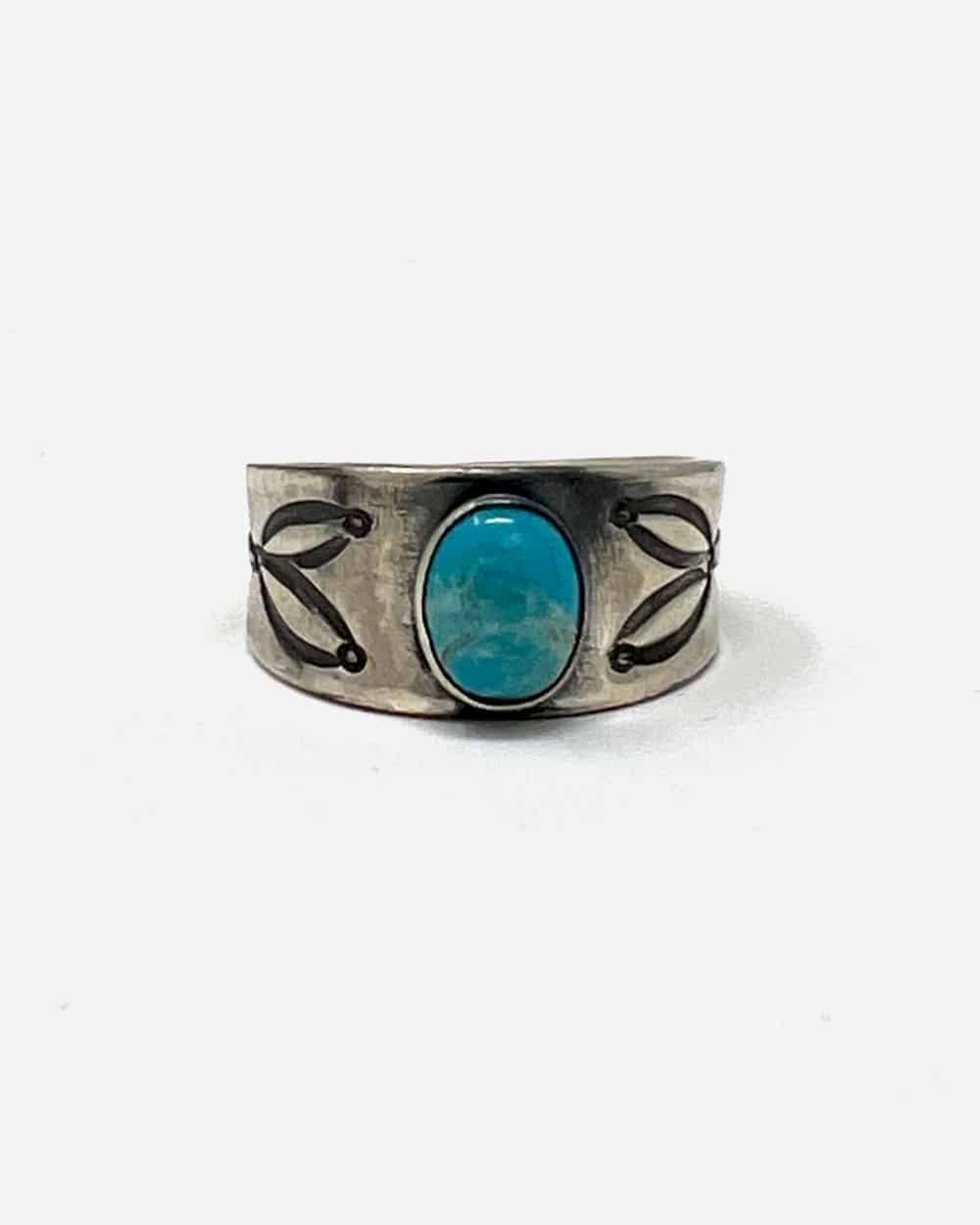 Standalone Stone Ring