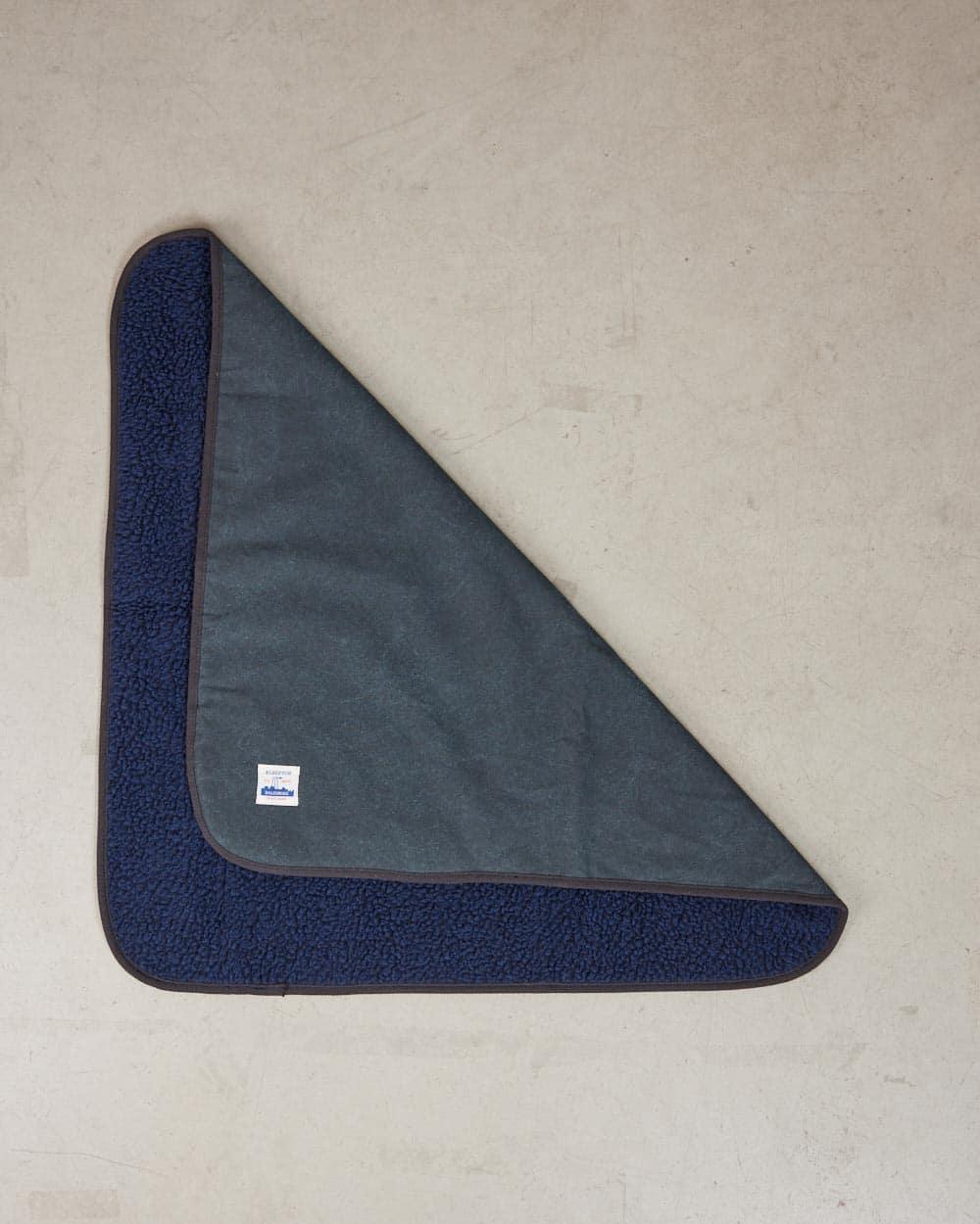 Boa Fleece Outdoor Blanket