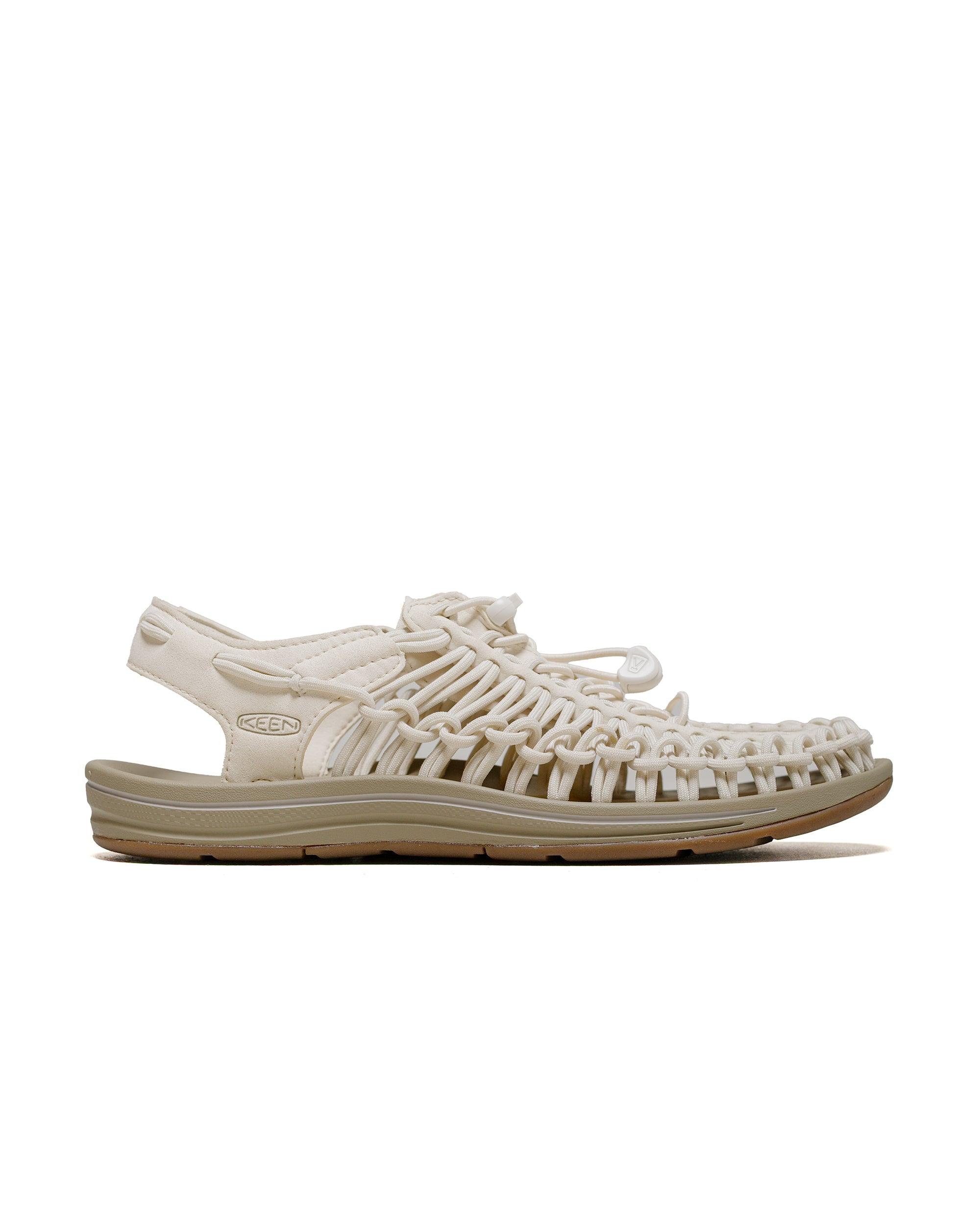 UNEEK White Cap/Cornstalk