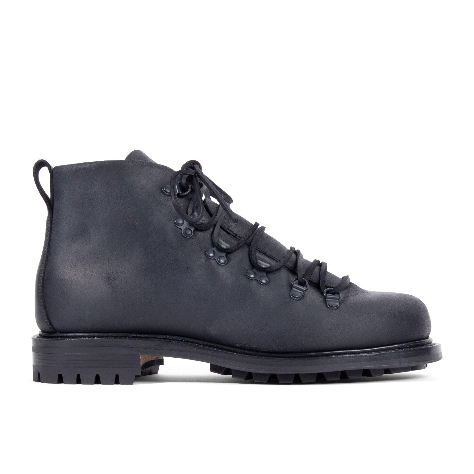 Hiker - Black Waxy Commander